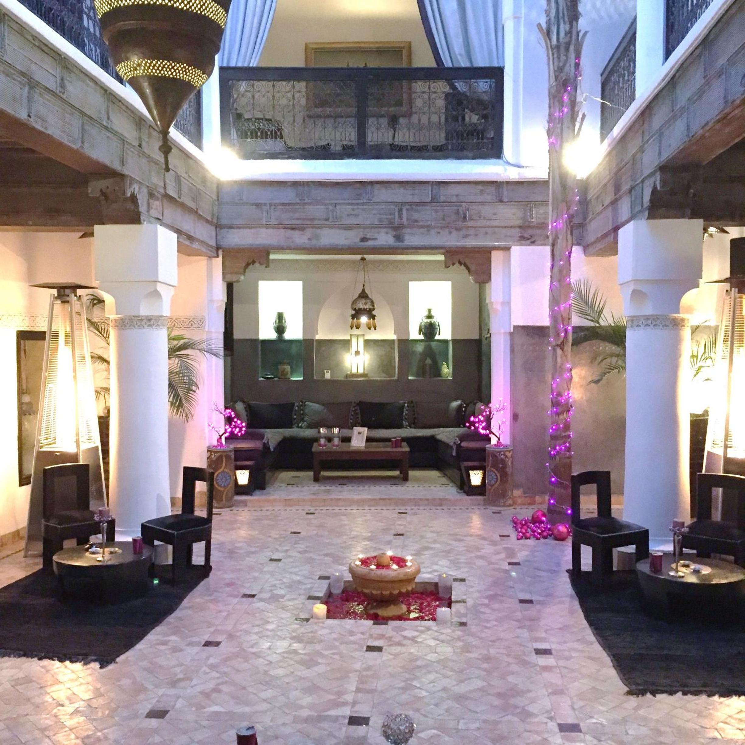 lounge