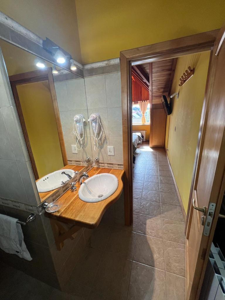 Departamento con pileta climatizada Roca