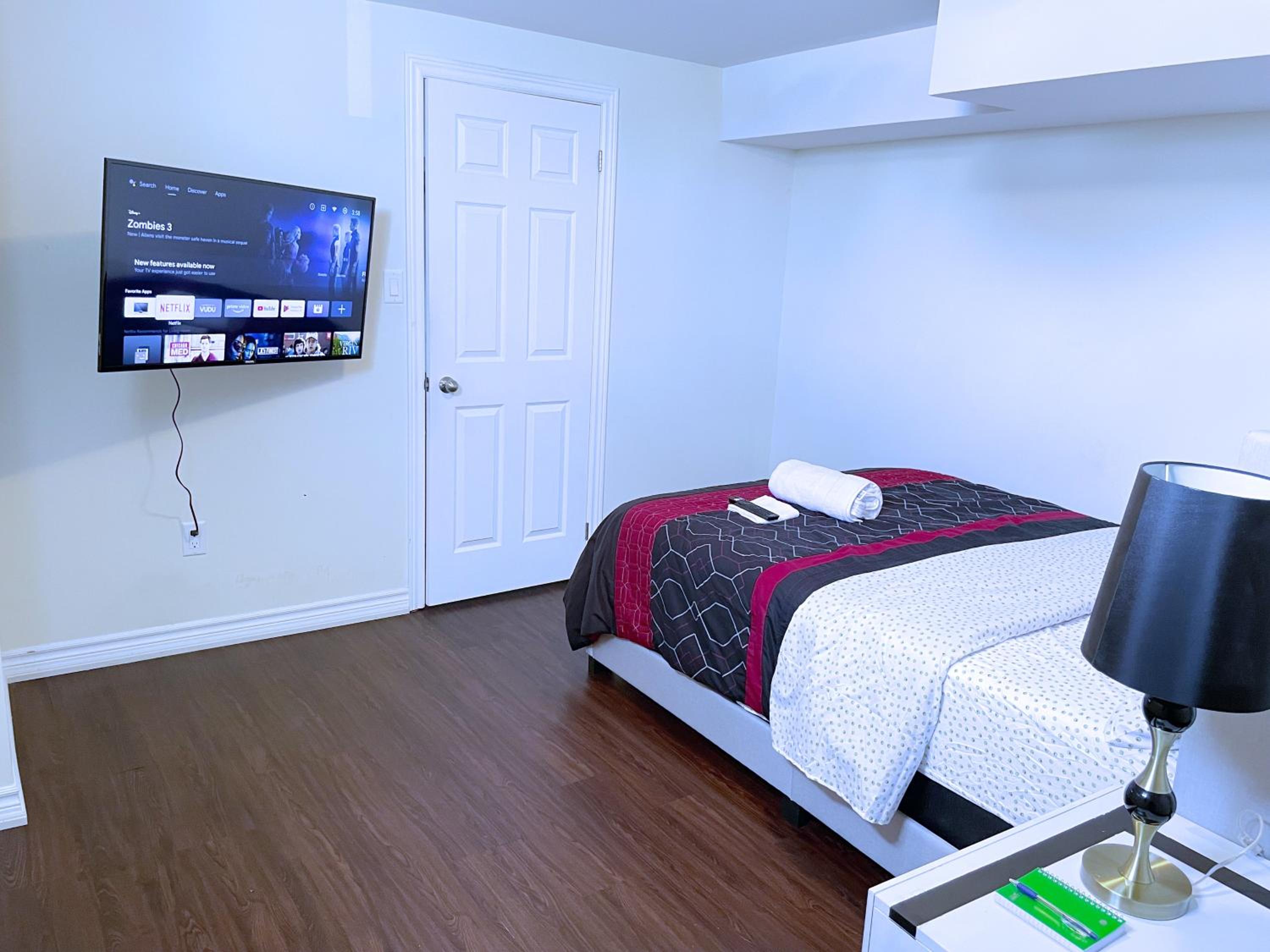 WELCOME TO PREMIUM LIVING PLACE / 2 BEDROOMS SUITE view 2