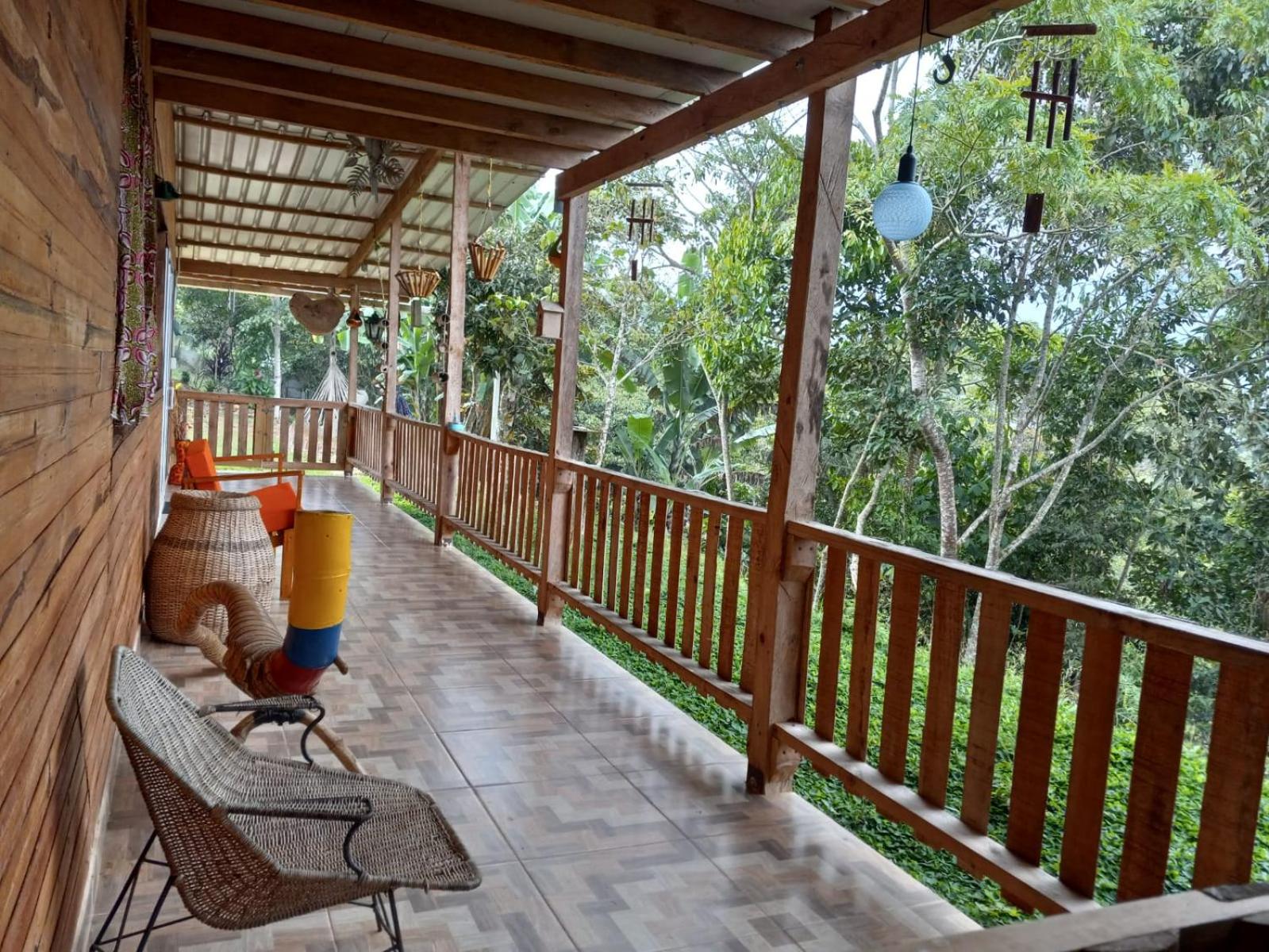 LA CASA DEL BOSQUE Via SALADITO
