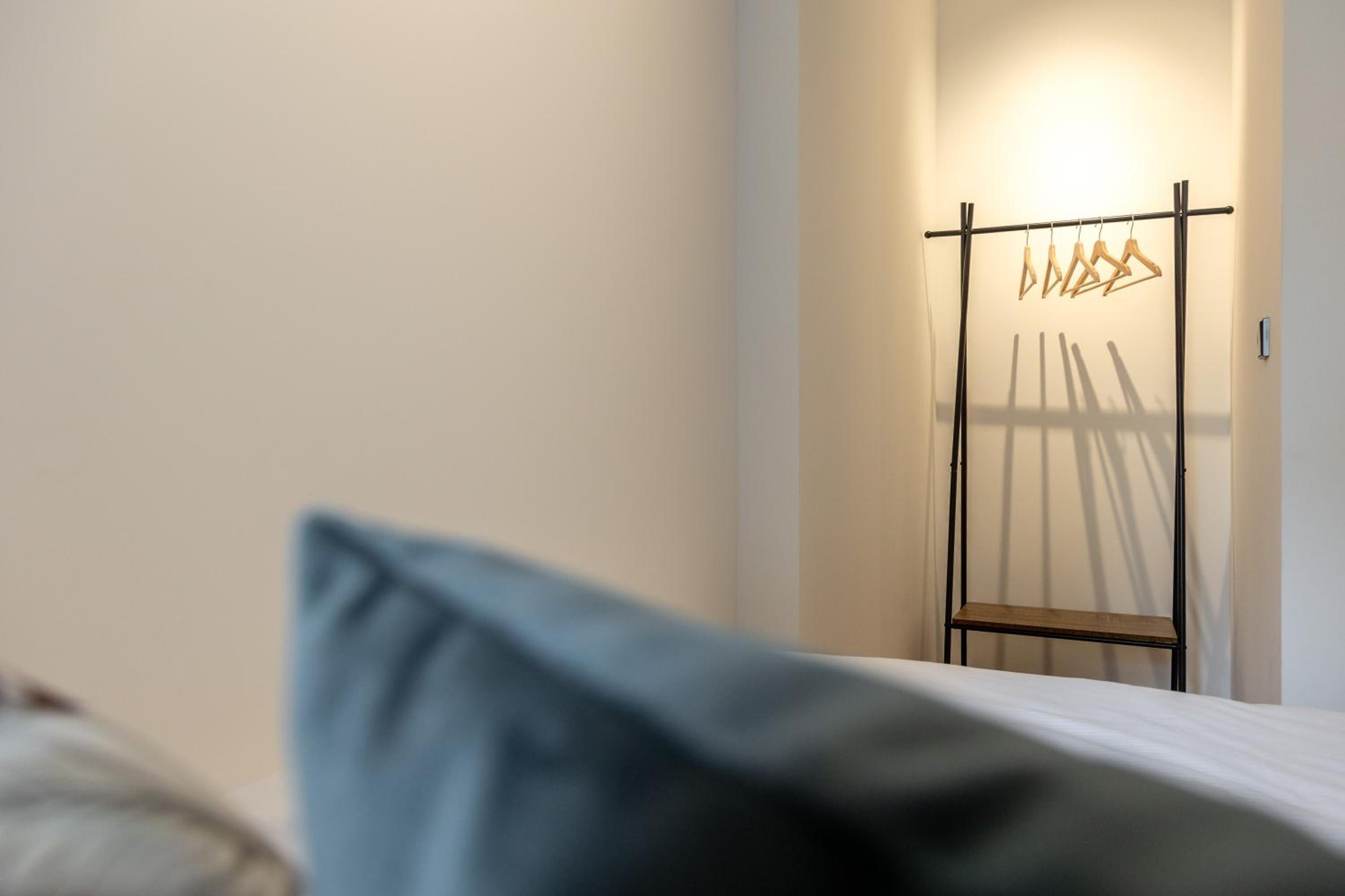 Industrial Loft Duplex -100sqm- near Antonplatz
