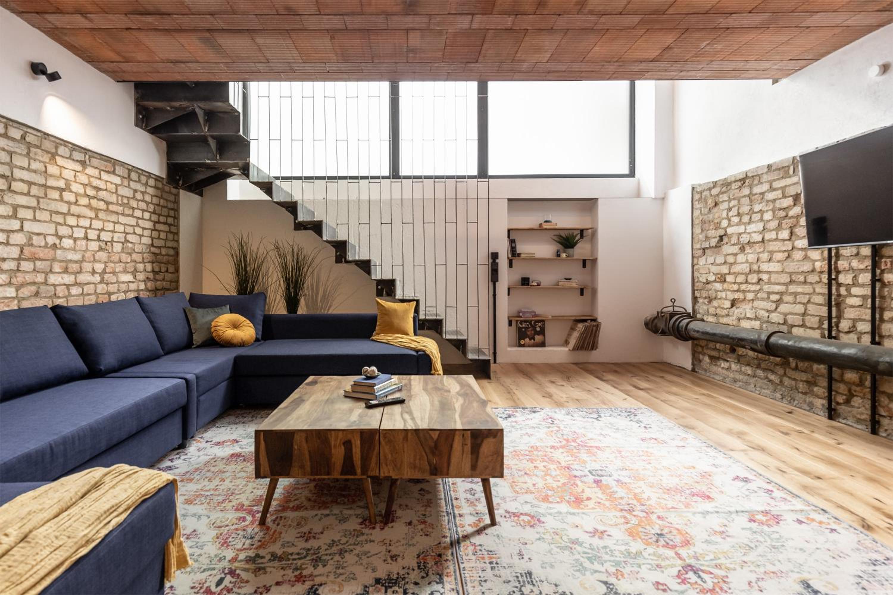 Industrial Loft Duplex -100sqm- near Antonplatz