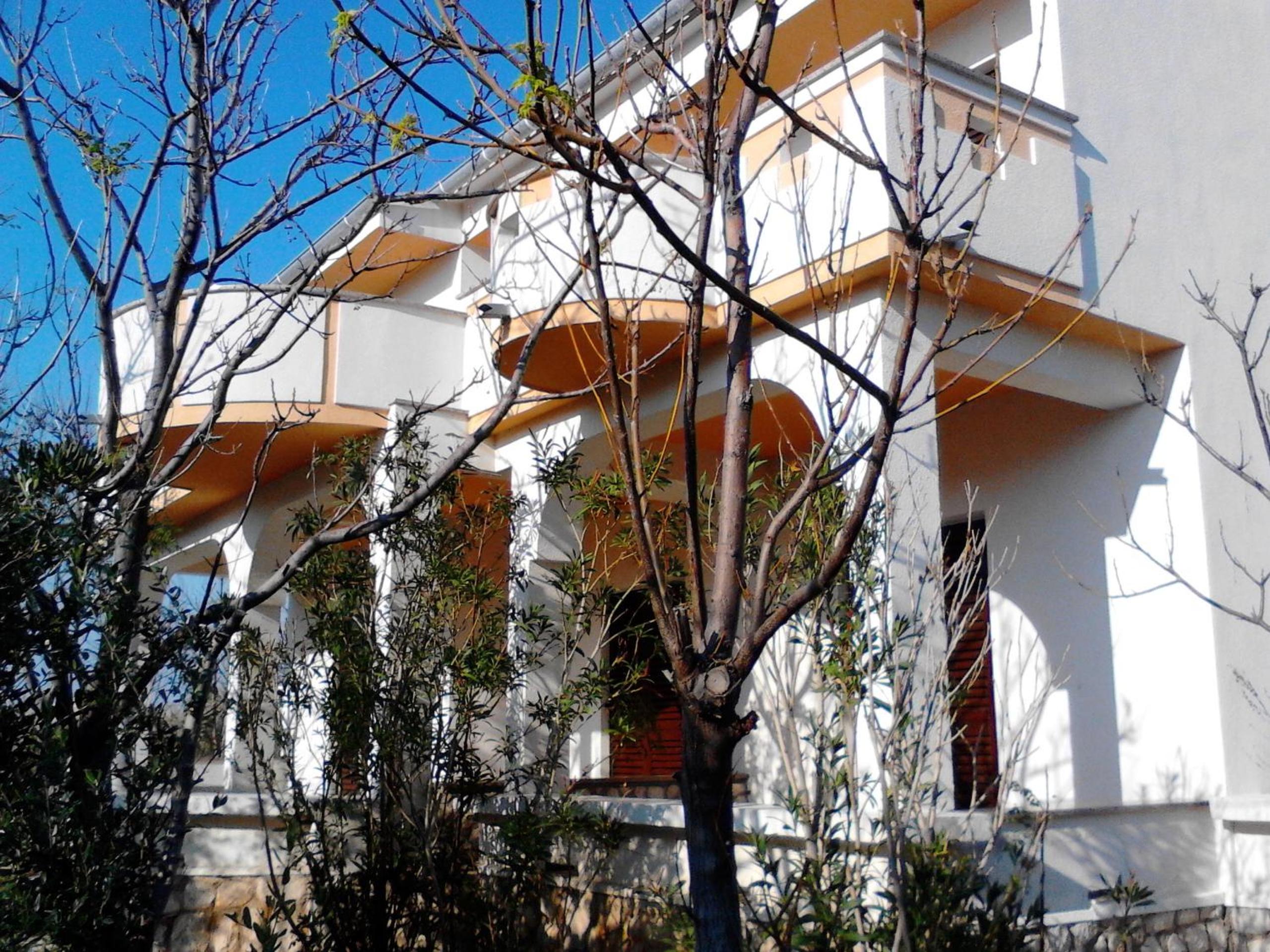 Apartments Krešimir beauty with shadow trees and parking place view 4