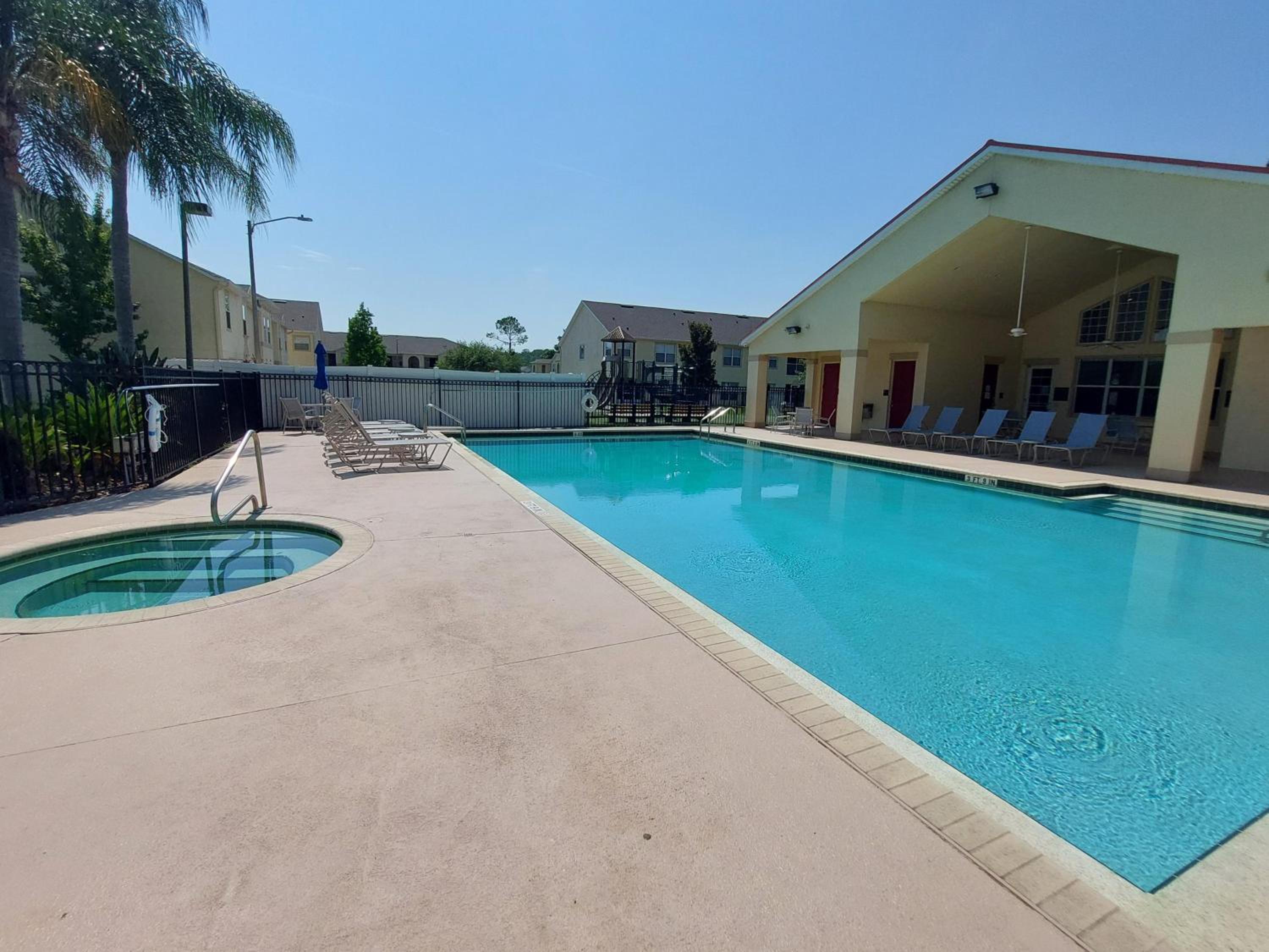 Amazing 32 Condo, Gated Community At Club Cortile!!
