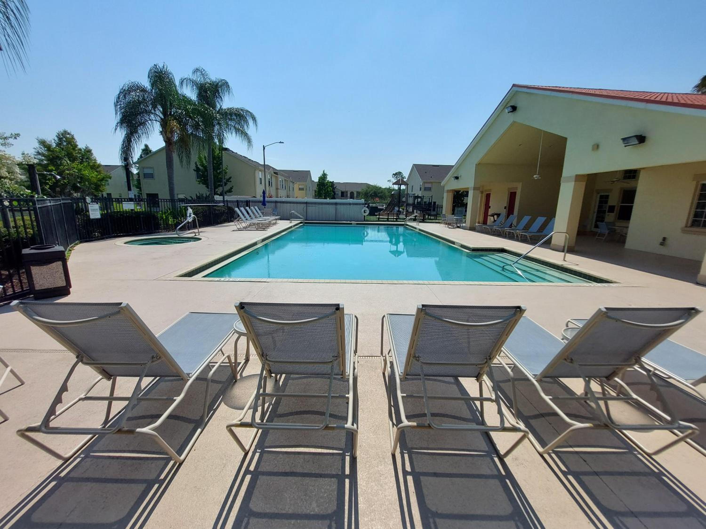 Amazing 32 Condo, Gated Community At Club Cortile!!