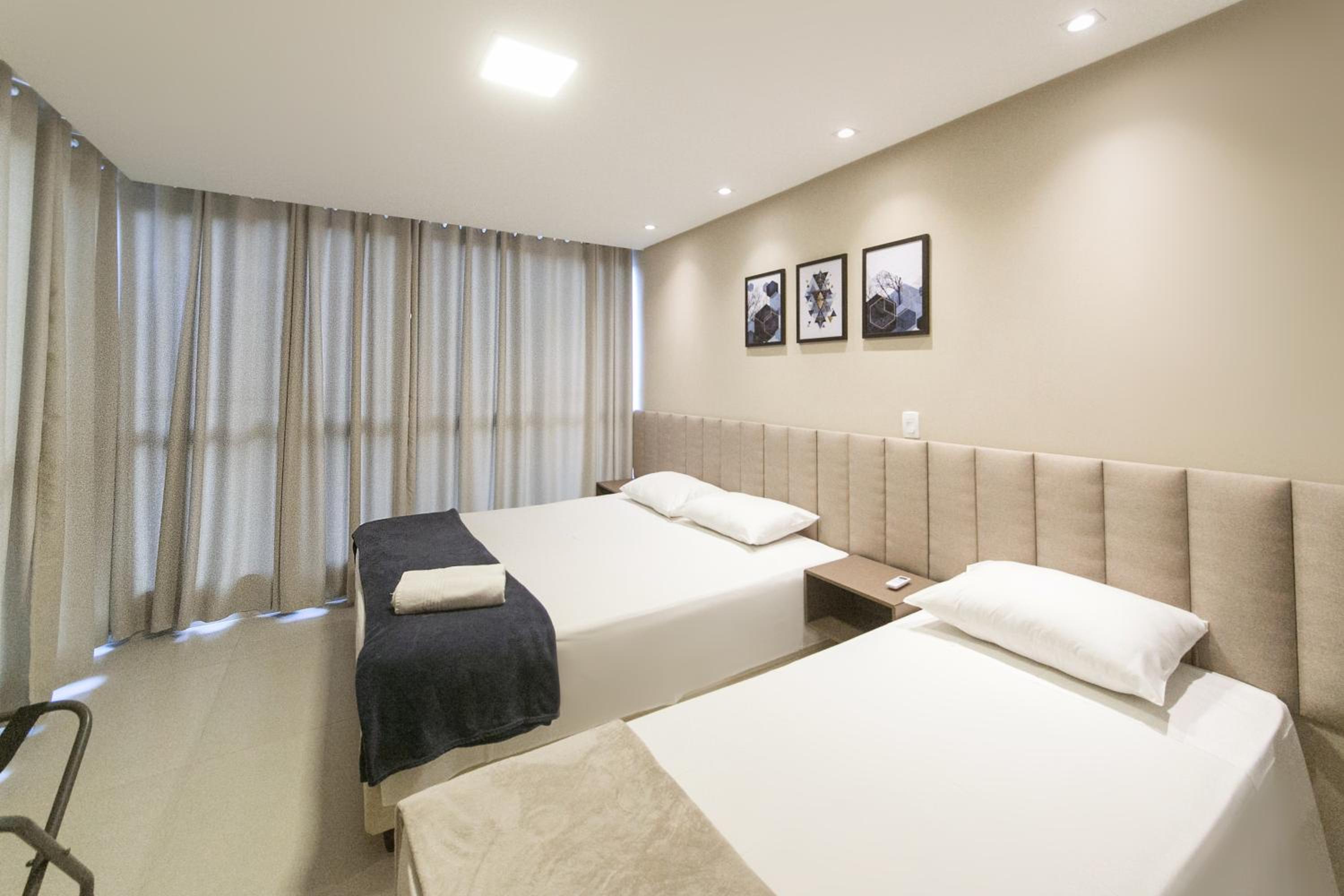 Casa Requinte, 4 suítes com Piscina Privativa, BC