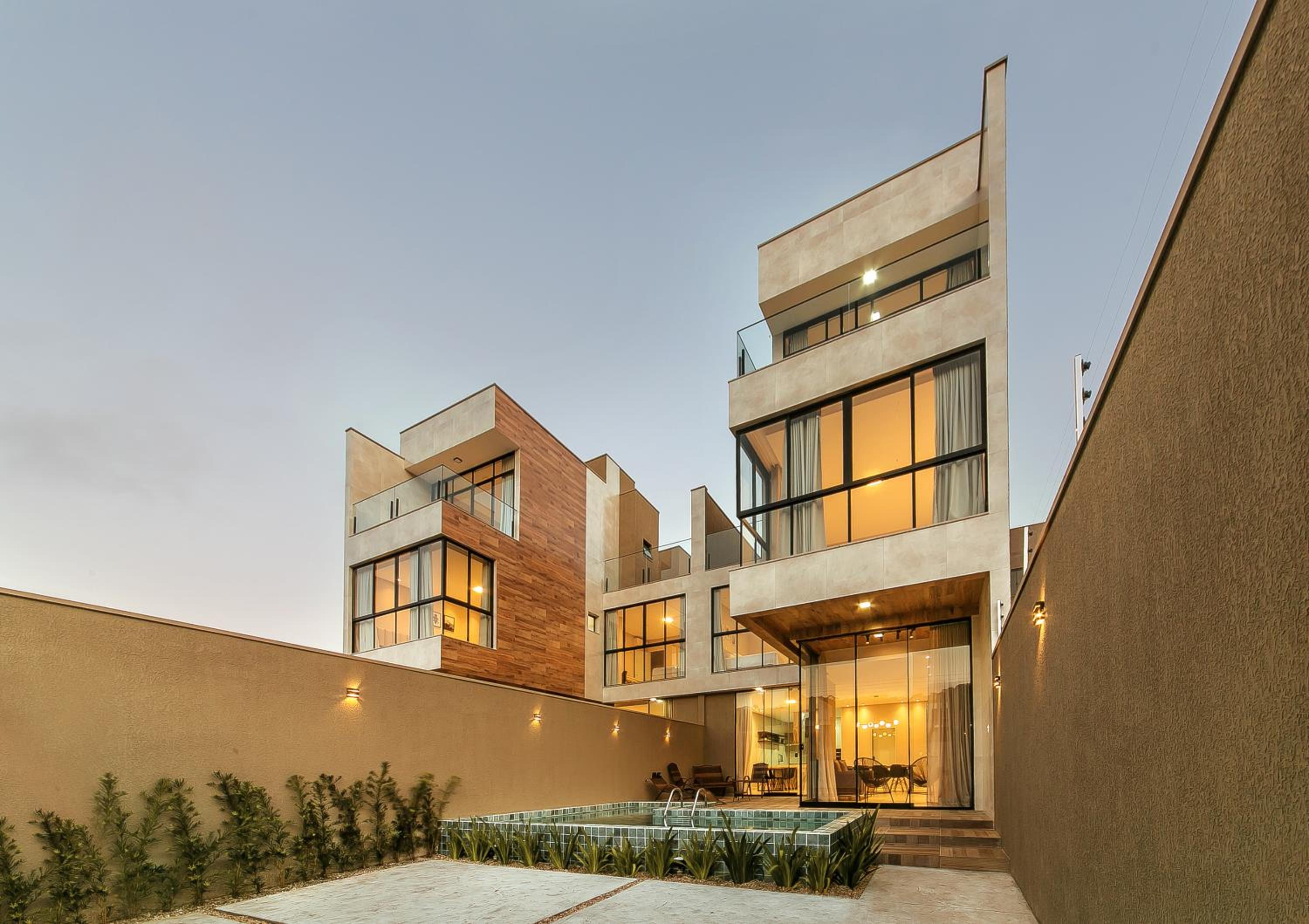 Casa Requinte, 4 suítes com Piscina Privativa, BC