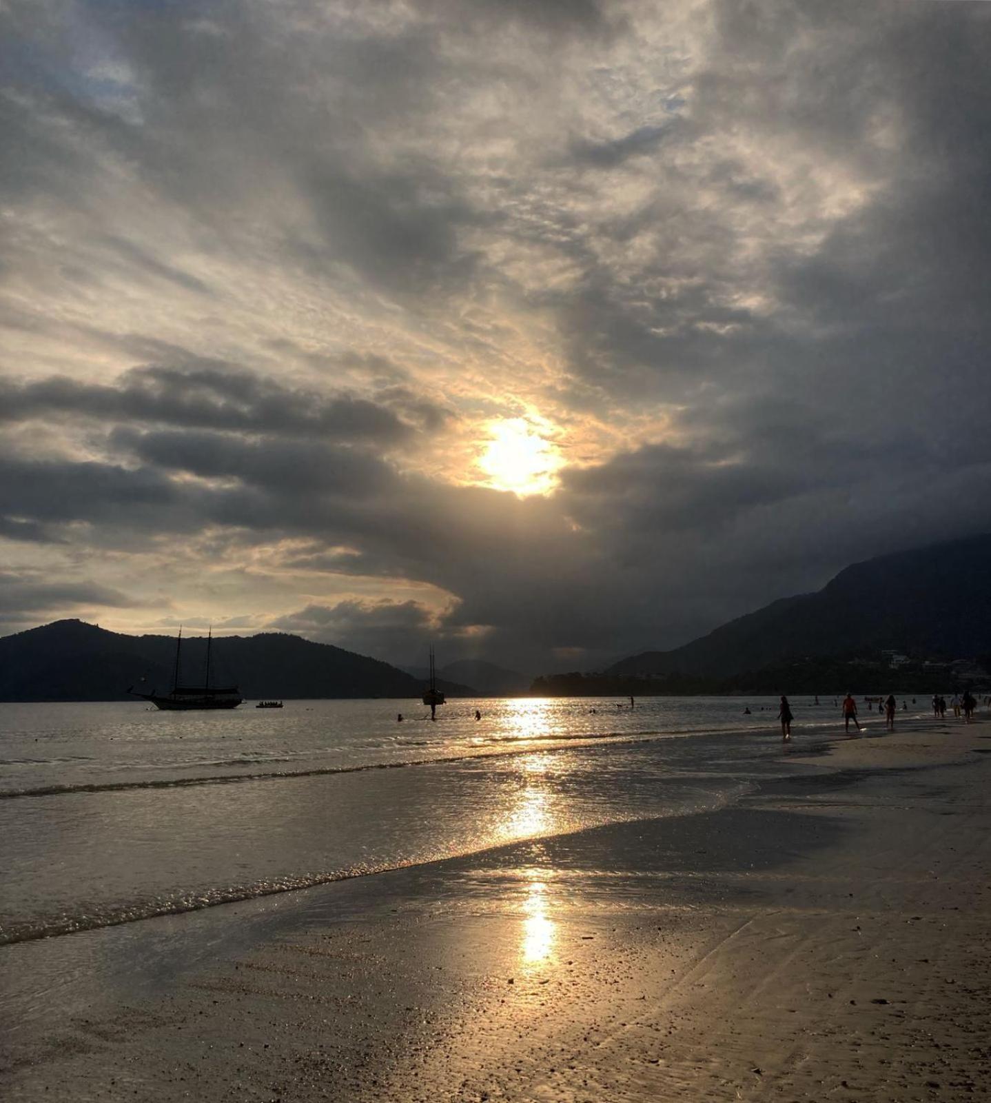 Casa do Carlos, praia da Enseada Ubatuba-SP