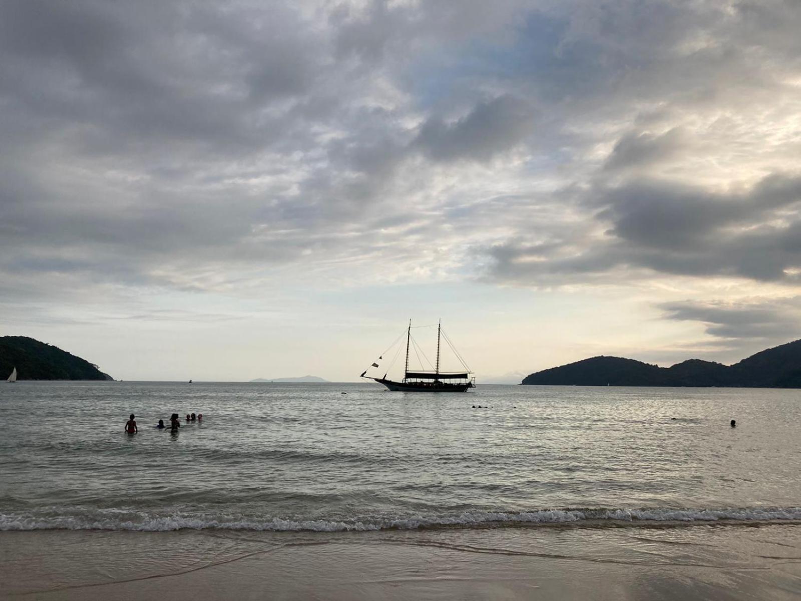 Casa do Carlos, praia da Enseada Ubatuba-SP