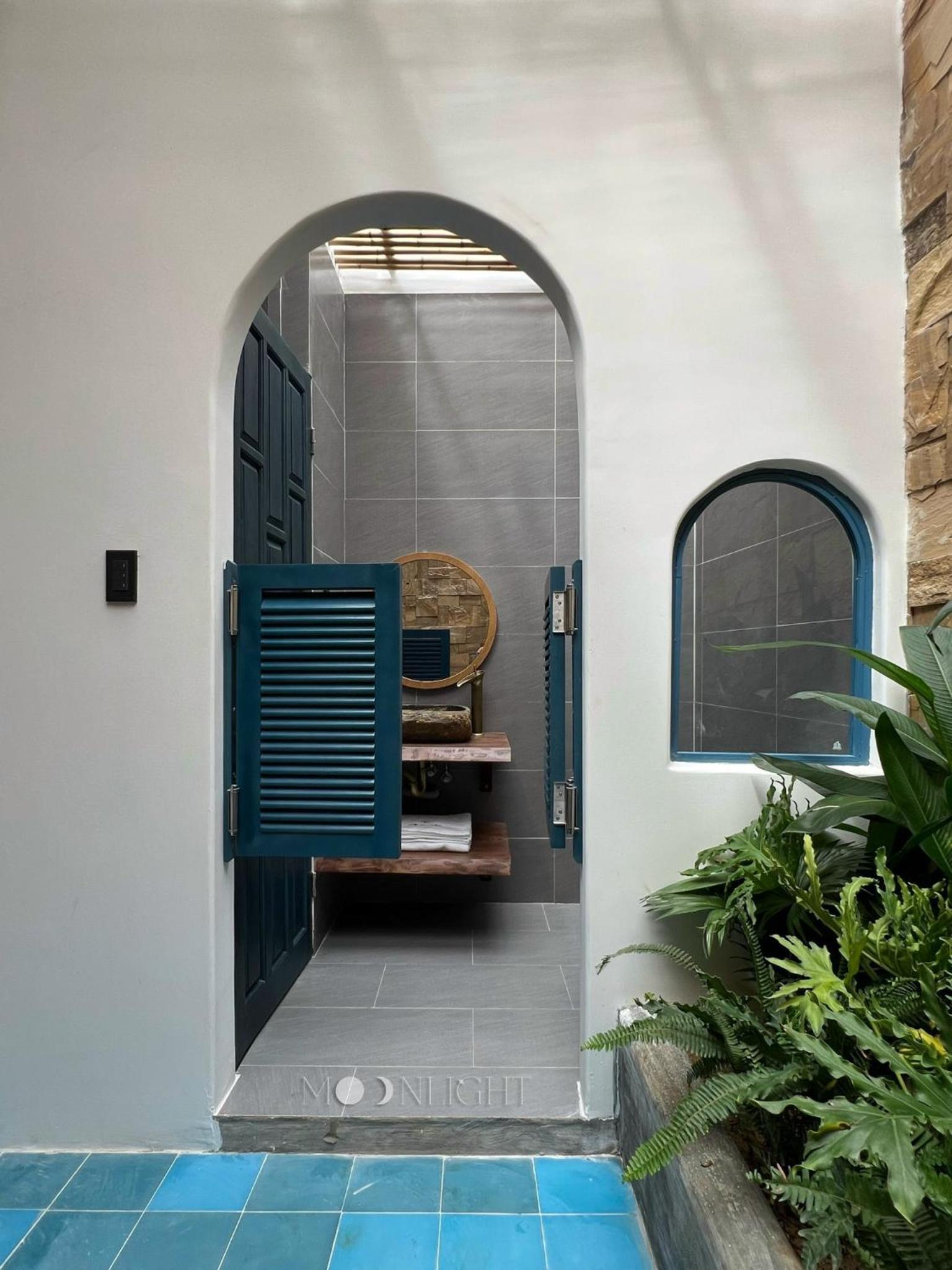 MOONLIGHT Homestay & Hotel