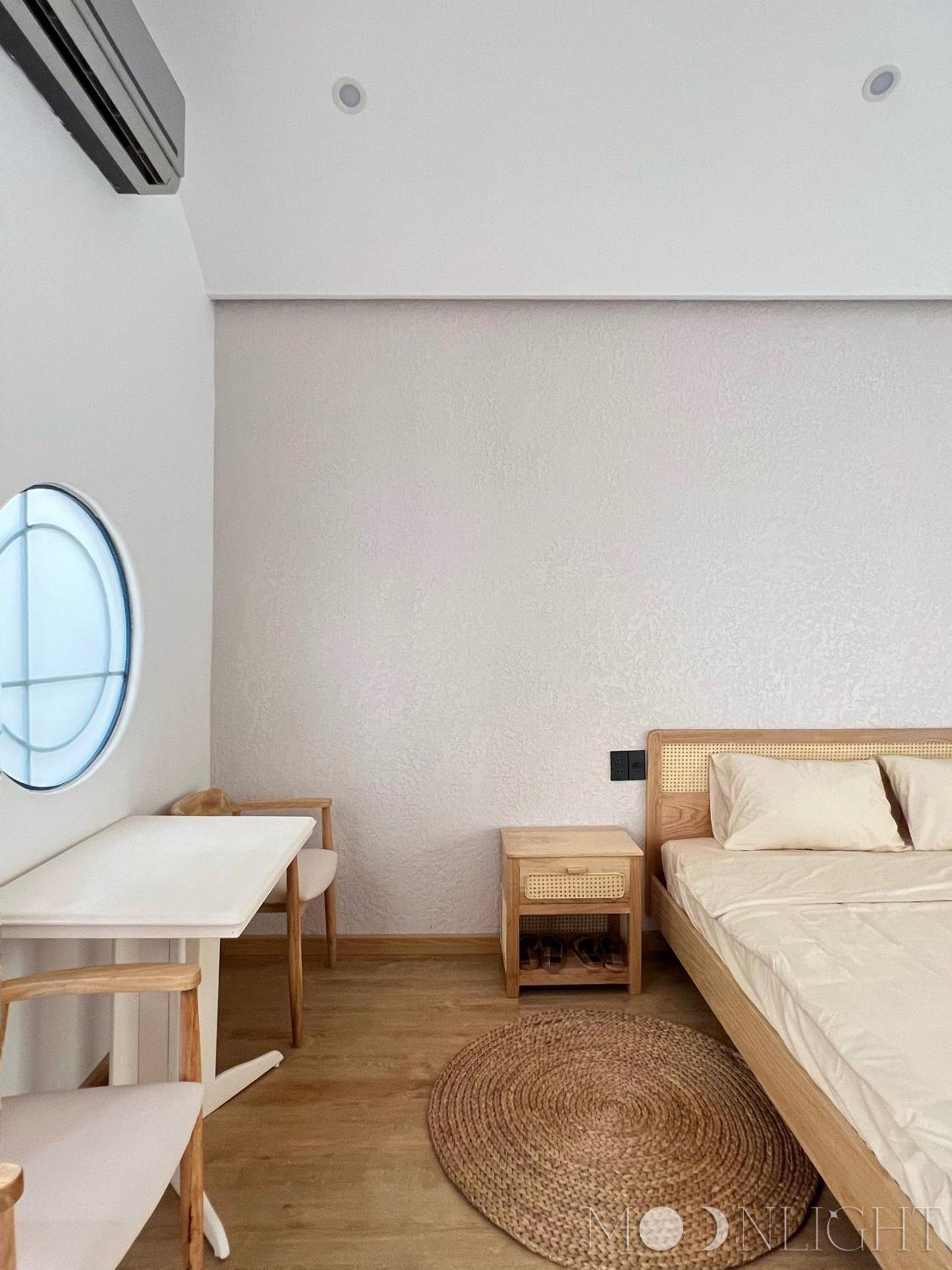 MOONLIGHT Homestay & Hotel