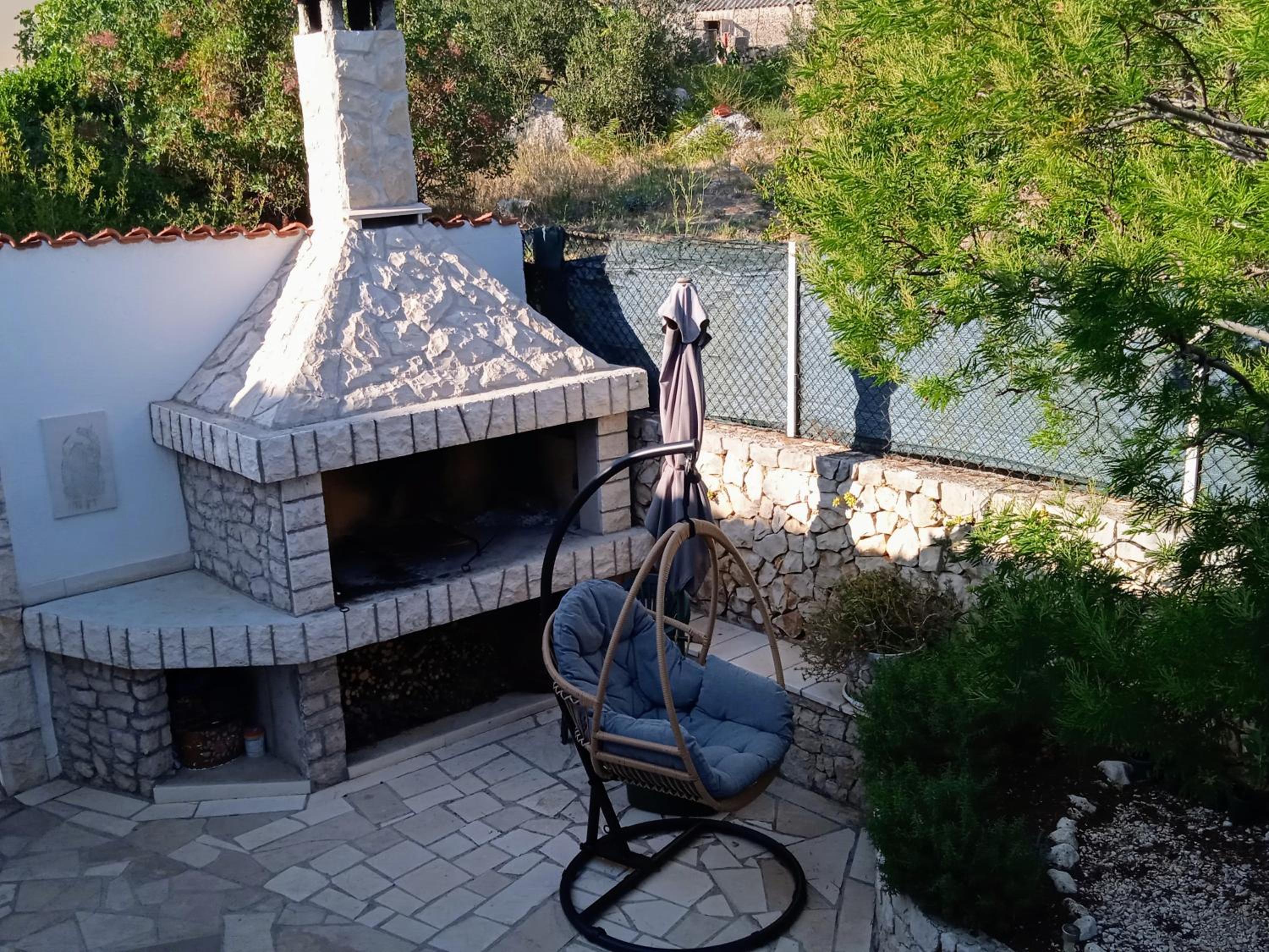 Photo 44