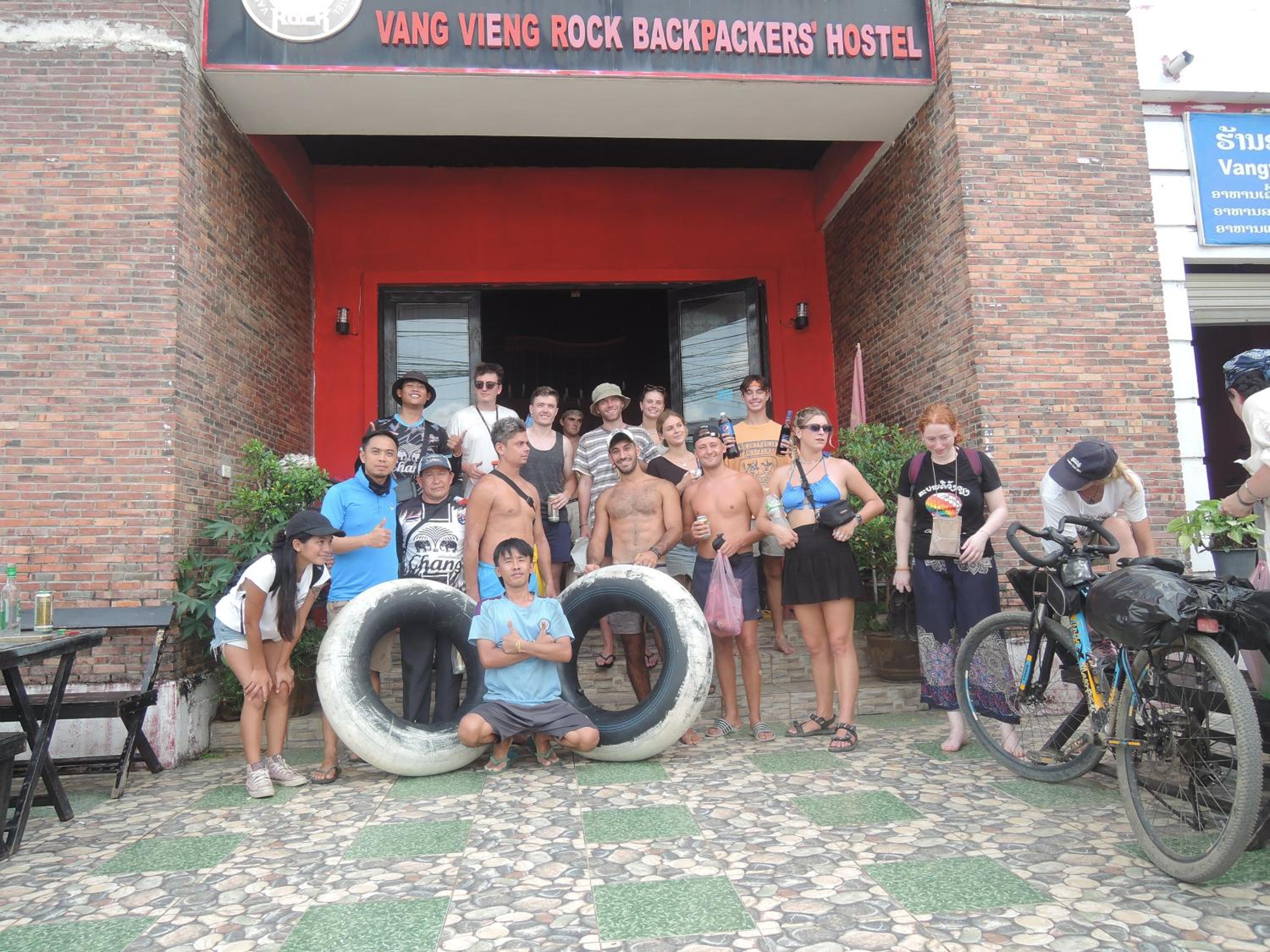 Vangvieng Rock Backpacker Rooftop Hostel