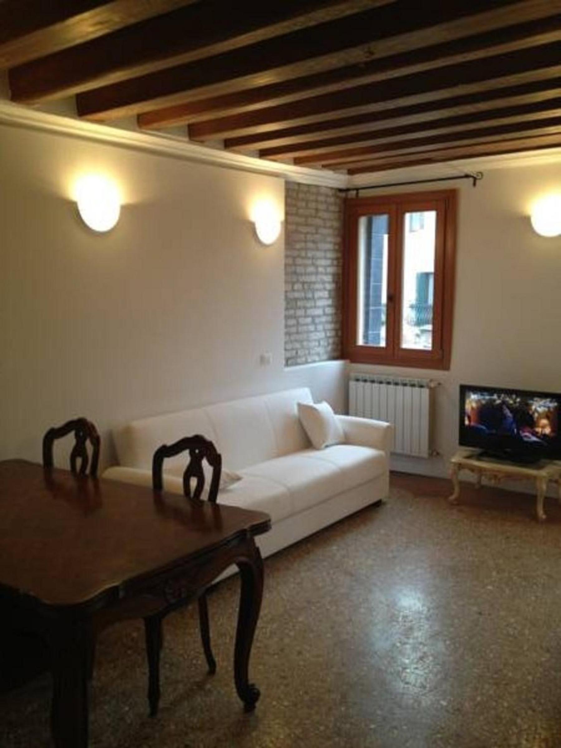 Venice Romantic Home