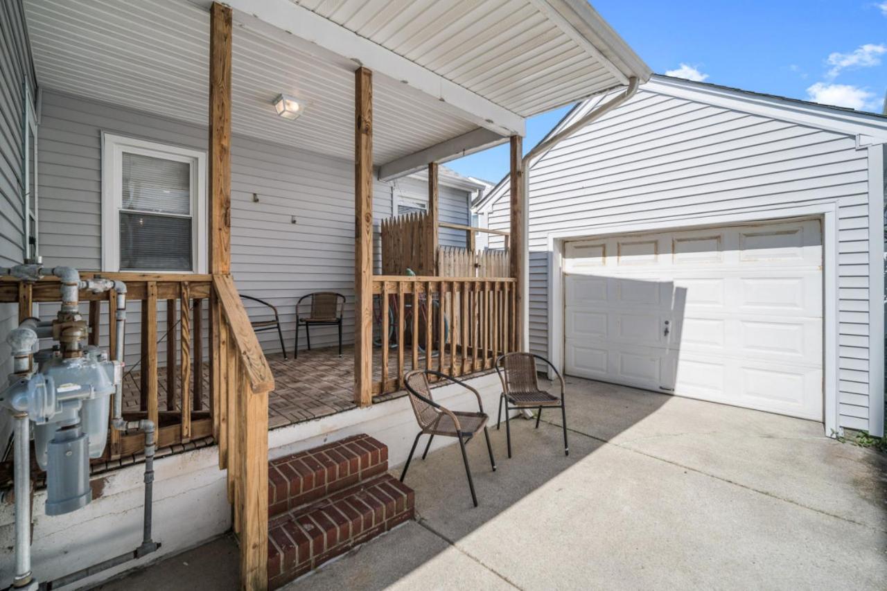 Adorable 1 BR BEACH BLOCK with Parking view 4