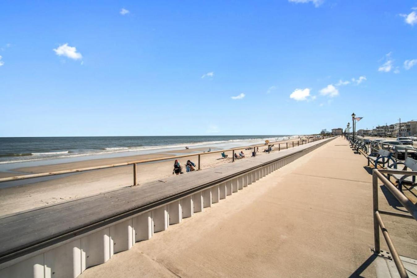 Beach block 2 br house w parking view 2
