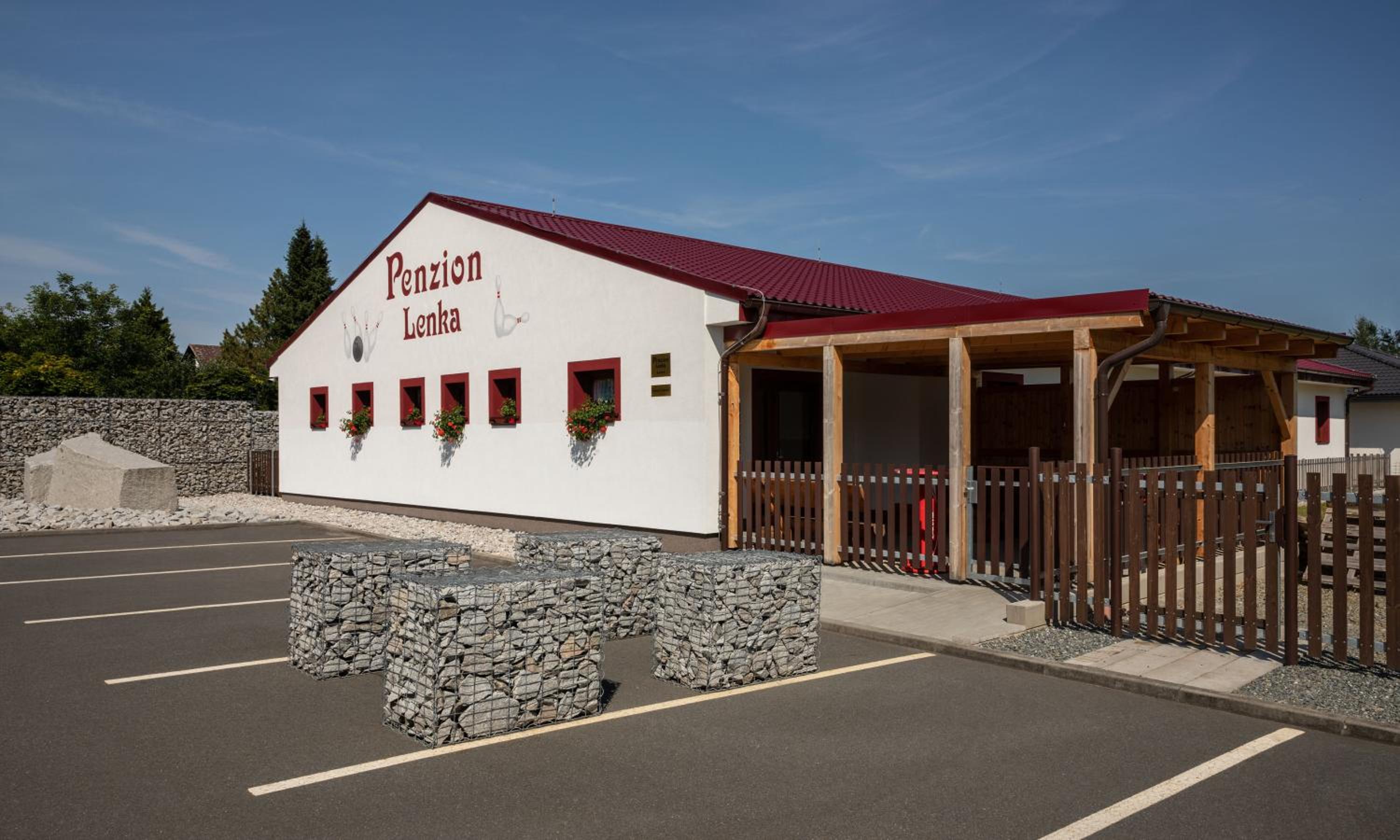 Hotel Penzion Lenka - Image 1