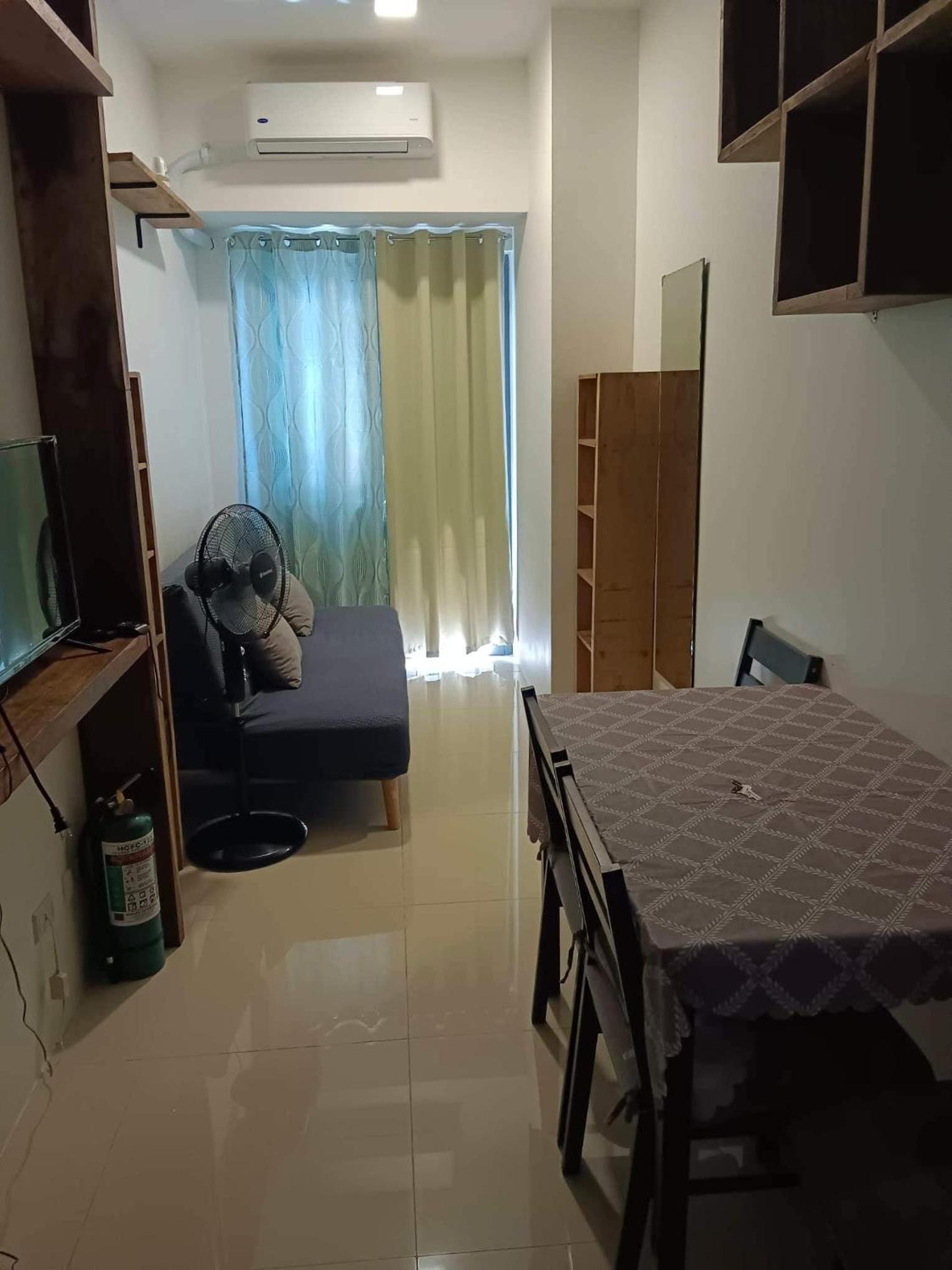 One Bedroom Condo Unit Fame Residences view 5