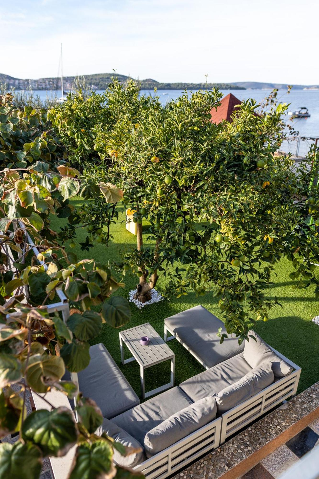 Hotel Apartments Sea - Image 1