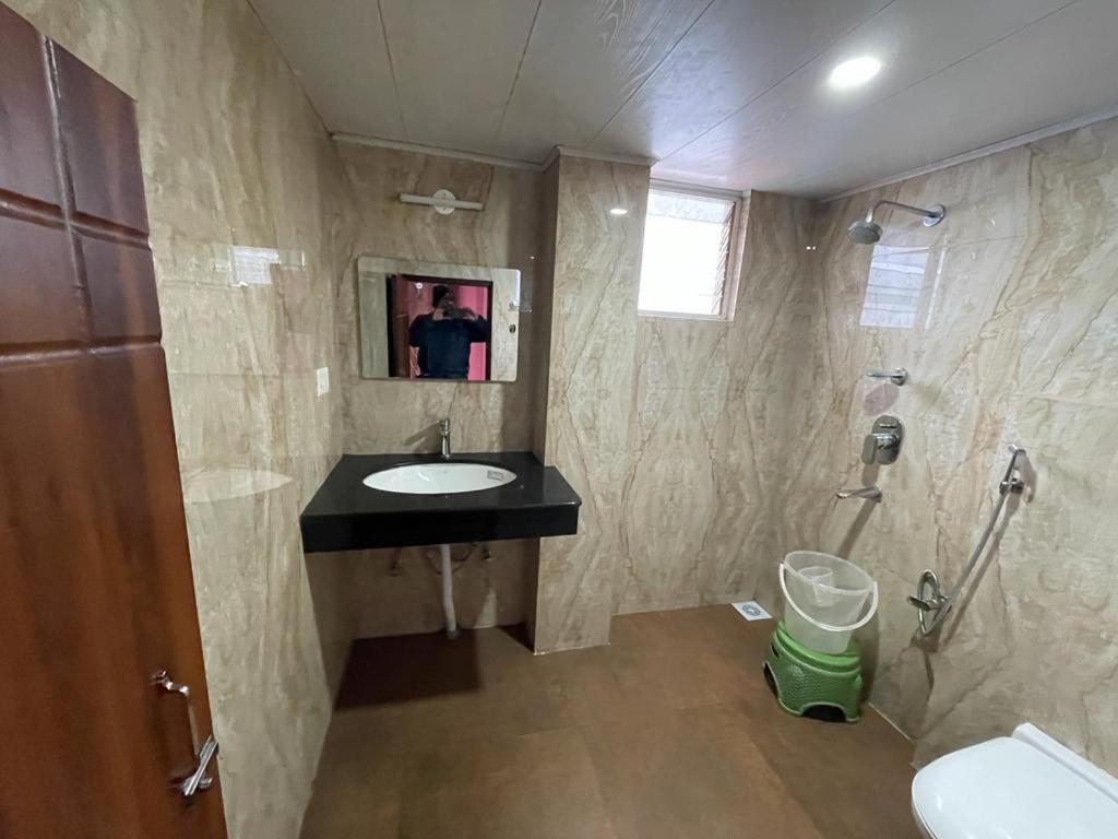 Tselazang Boutique Hotel By WB Inn view 4