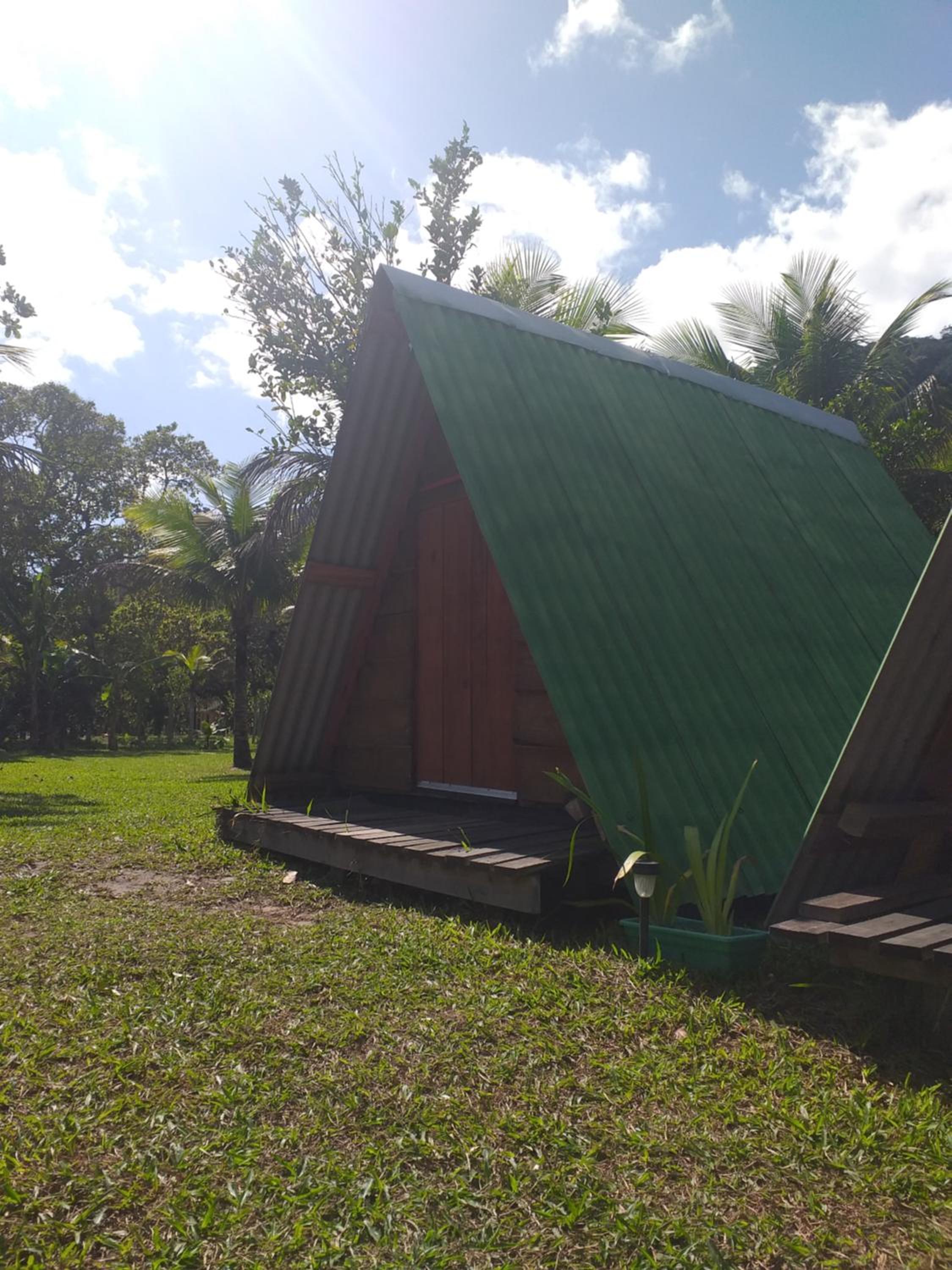 Piratas Cabanas Camping Bar