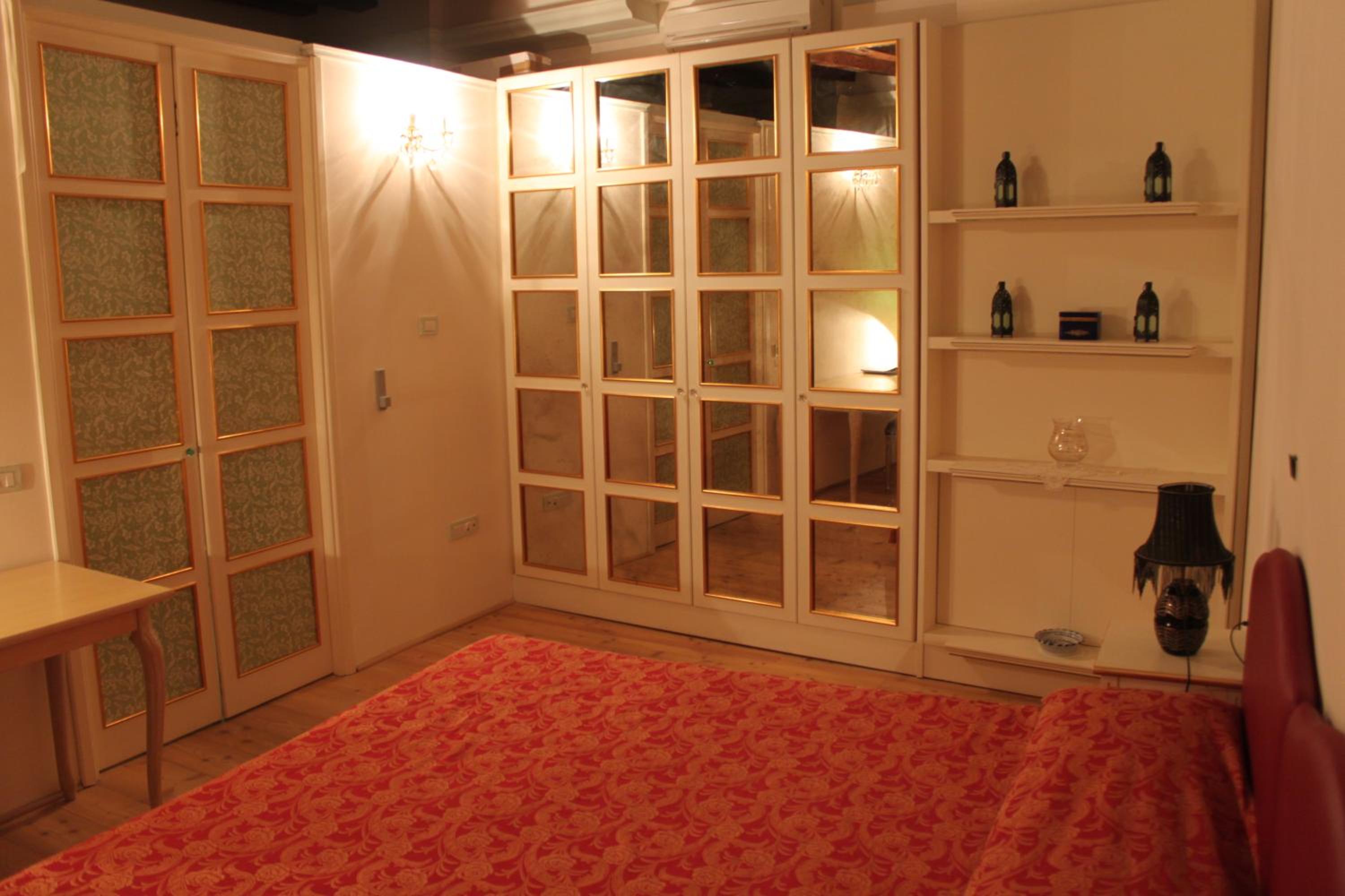 Sant'Angelo - Fenice Apartments in Venice