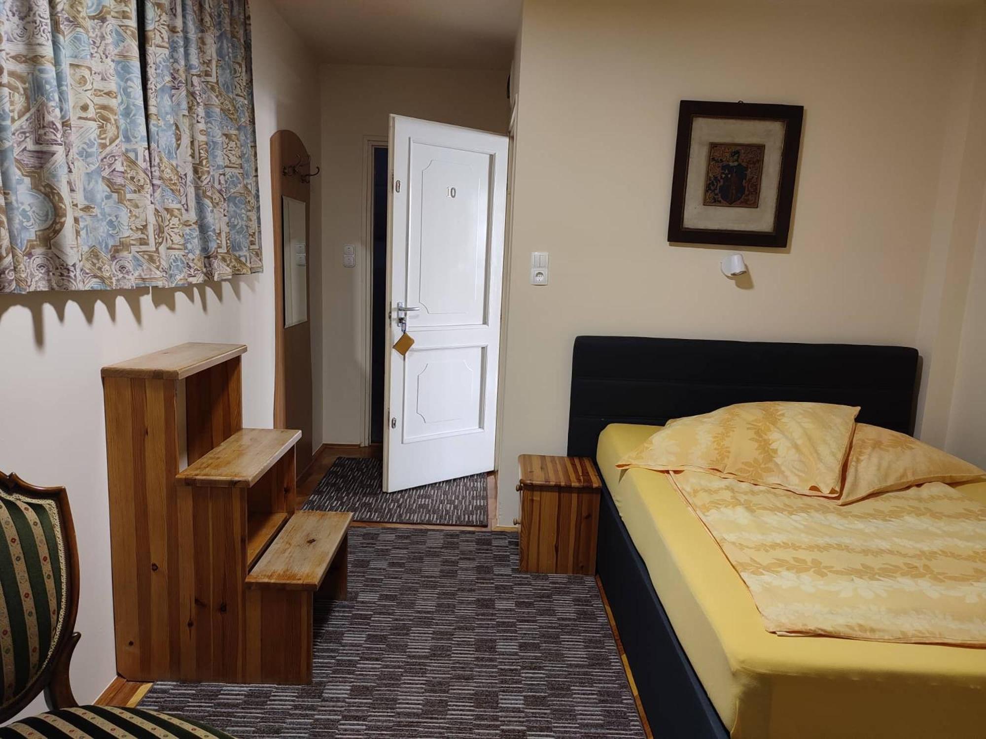 Barokk Antik Guest House view 4