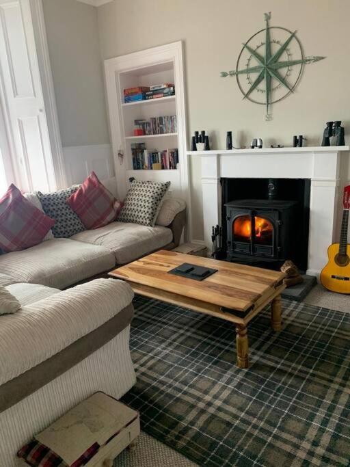Superb Loch Side Apartment with Sea & Sunset Views view 3