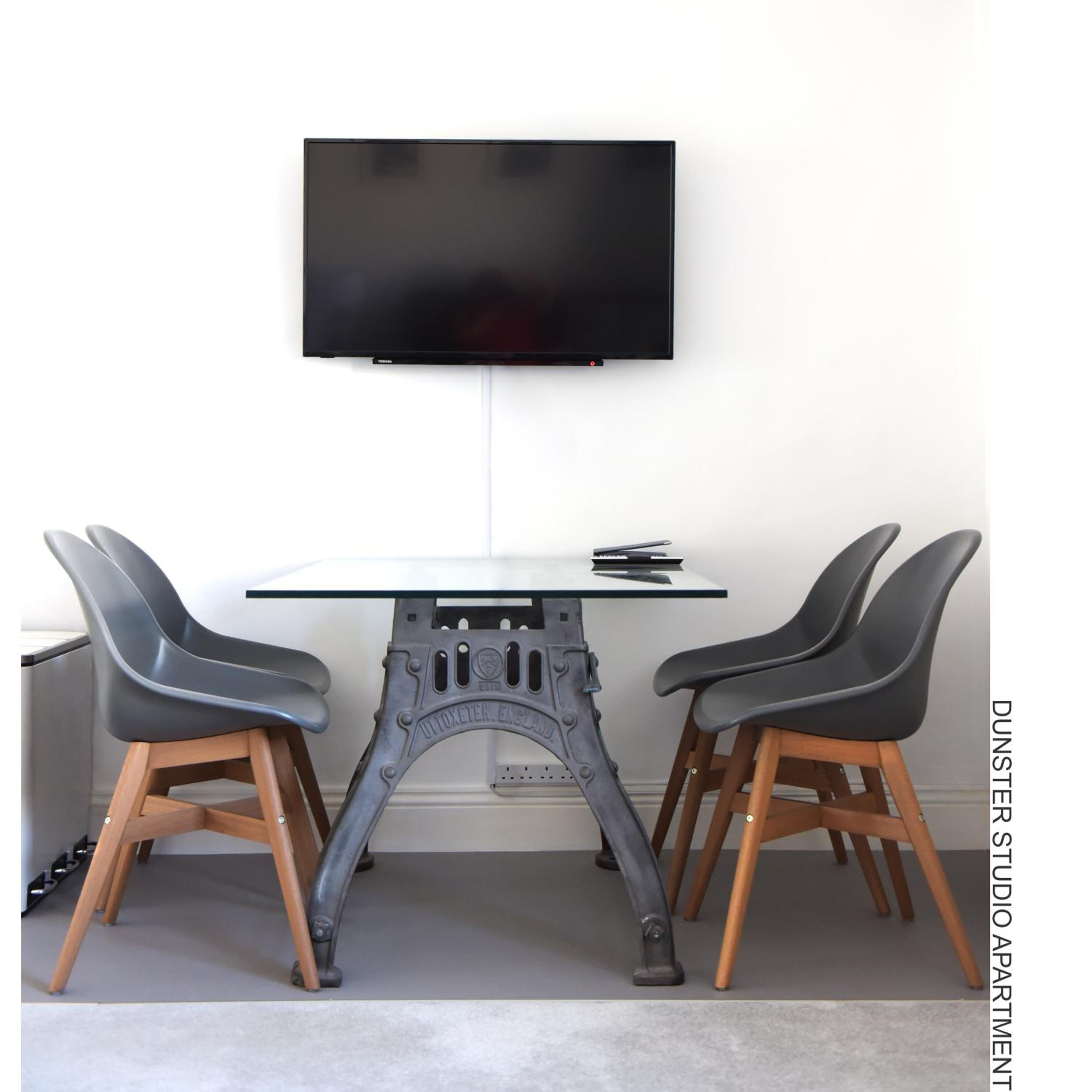 Dunster Studio Apartment