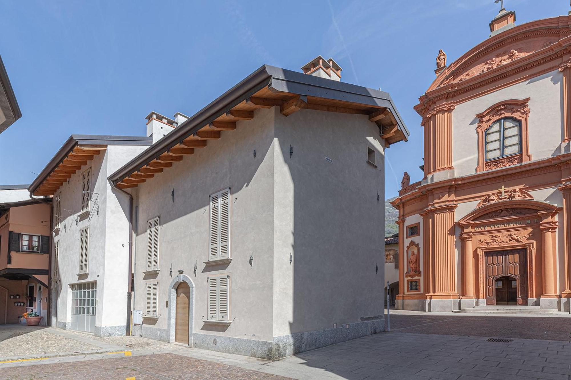 Casa al Lago di Como in Riva Cernobbio view 5