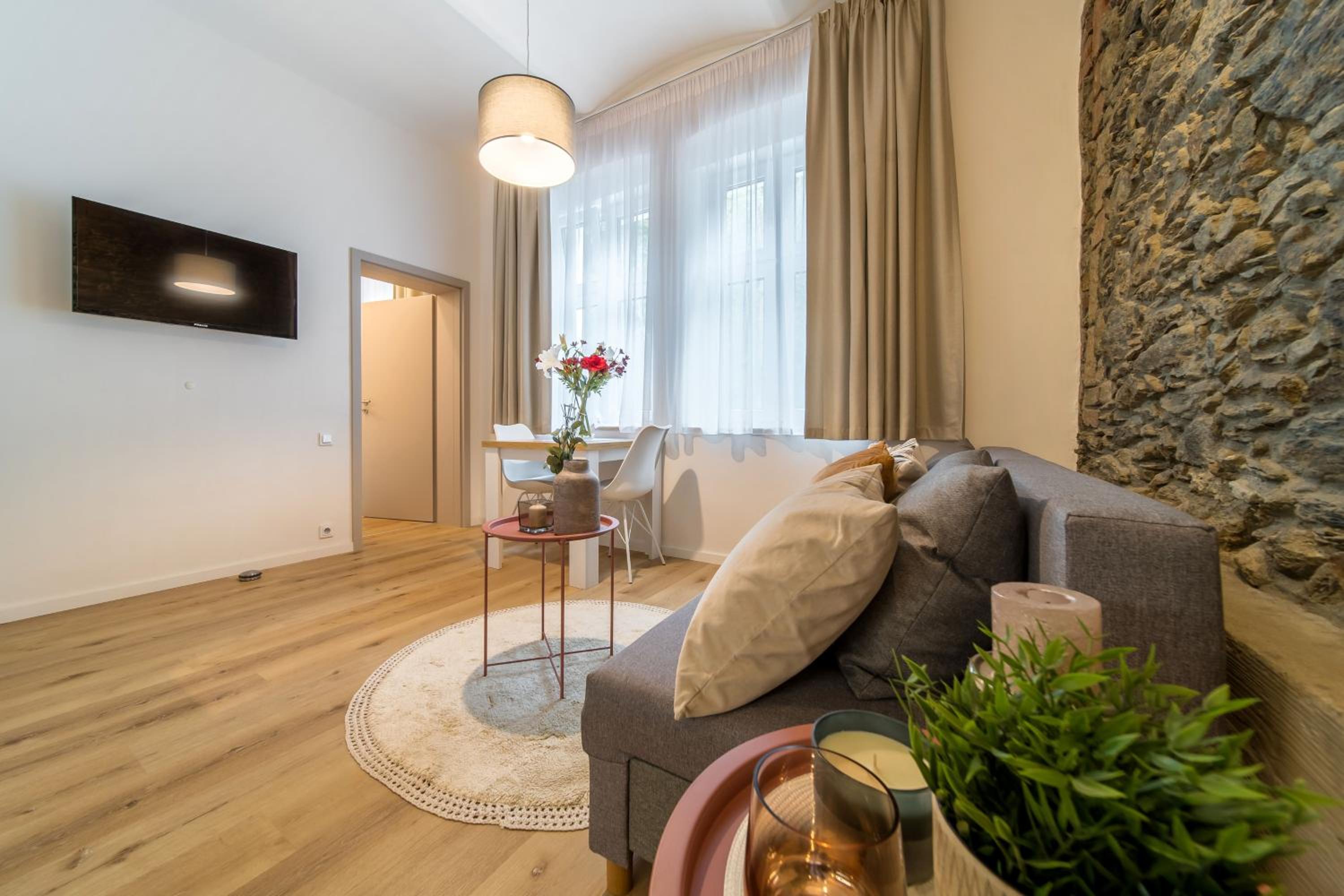 Rákosárna Suites & Apartments