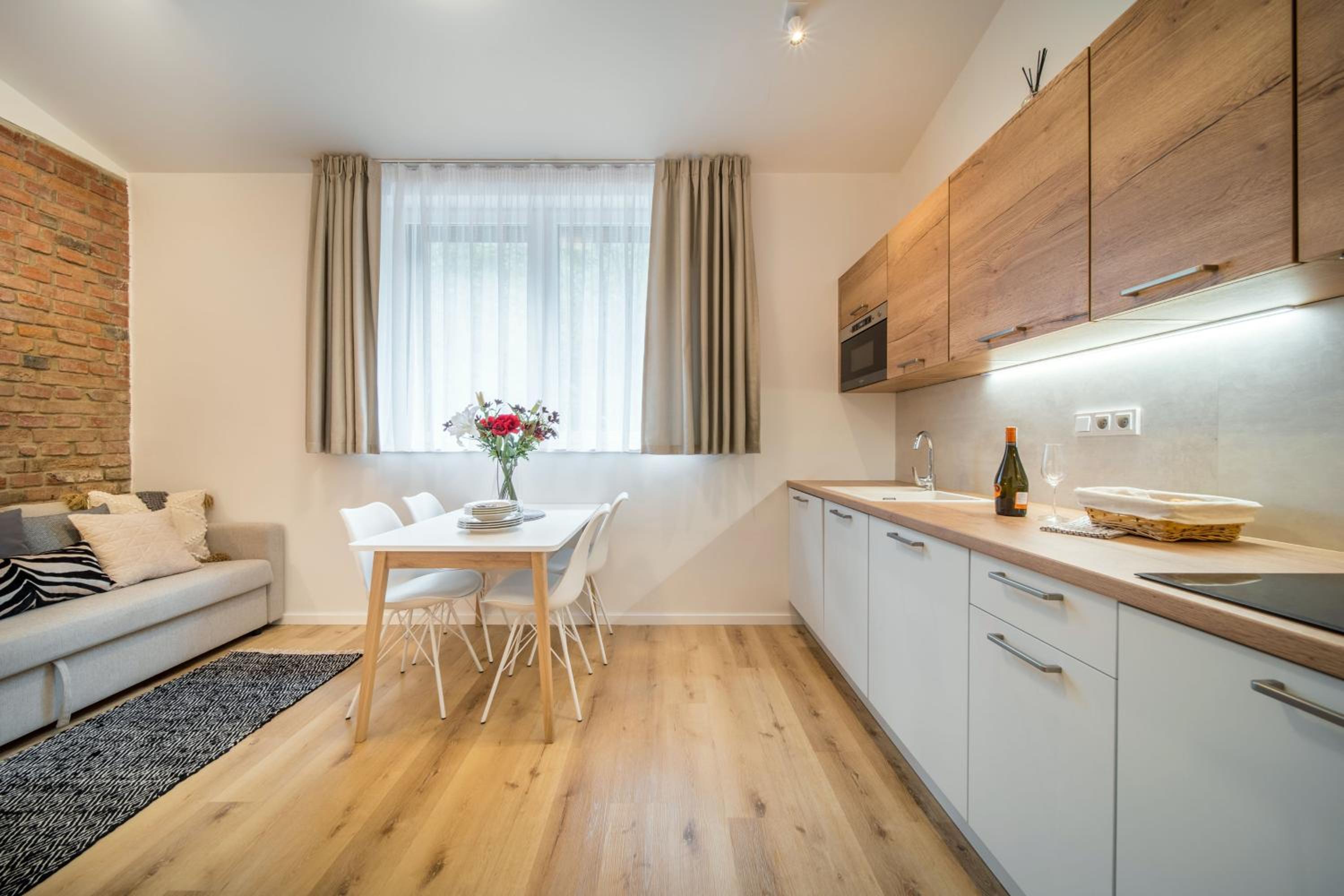 Rákosárna Suites & Apartments