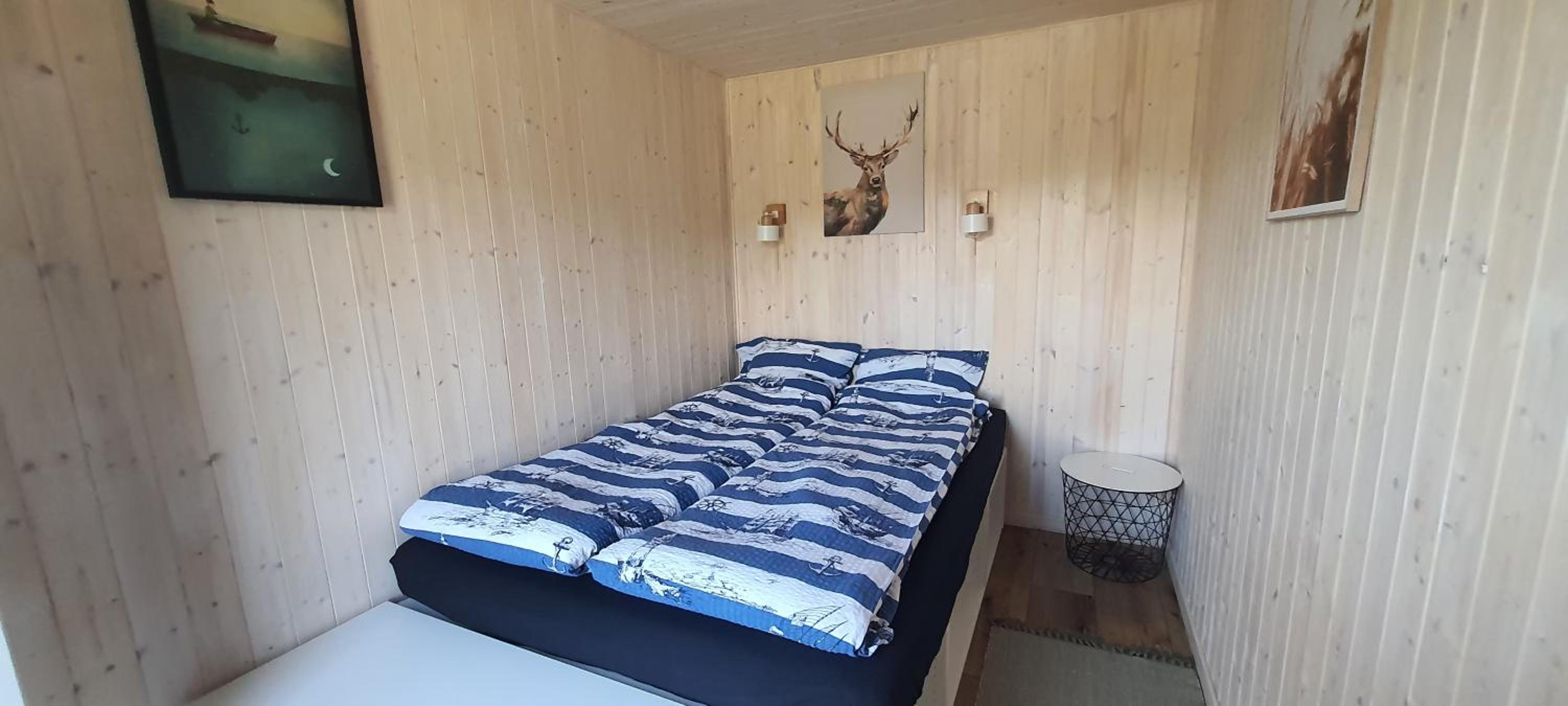 Domek Mazurski całoroczny nad jeziorem z sauną i Jacuzzi SPA