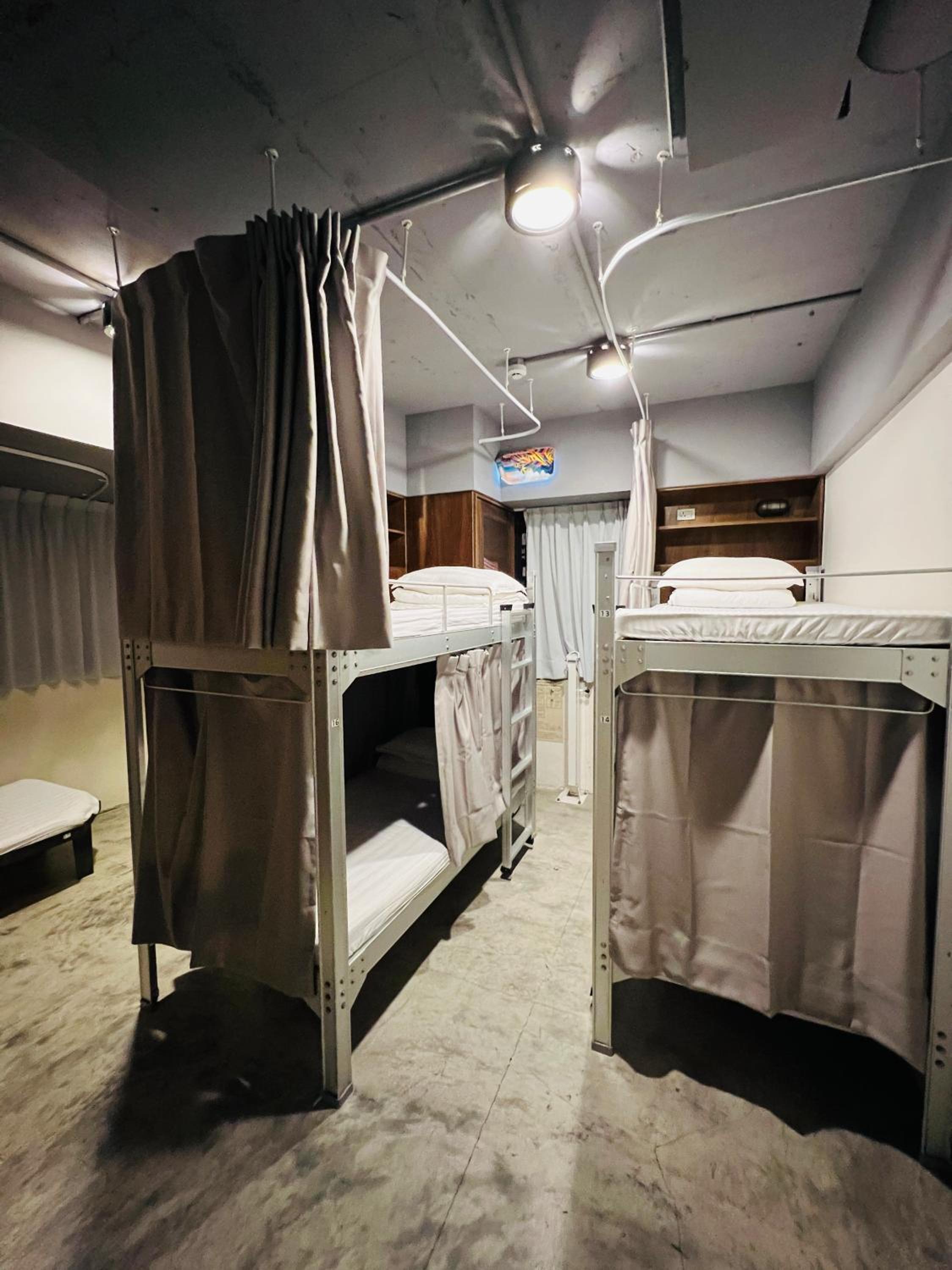 拉開門輕旅 Le Passage Hostel
