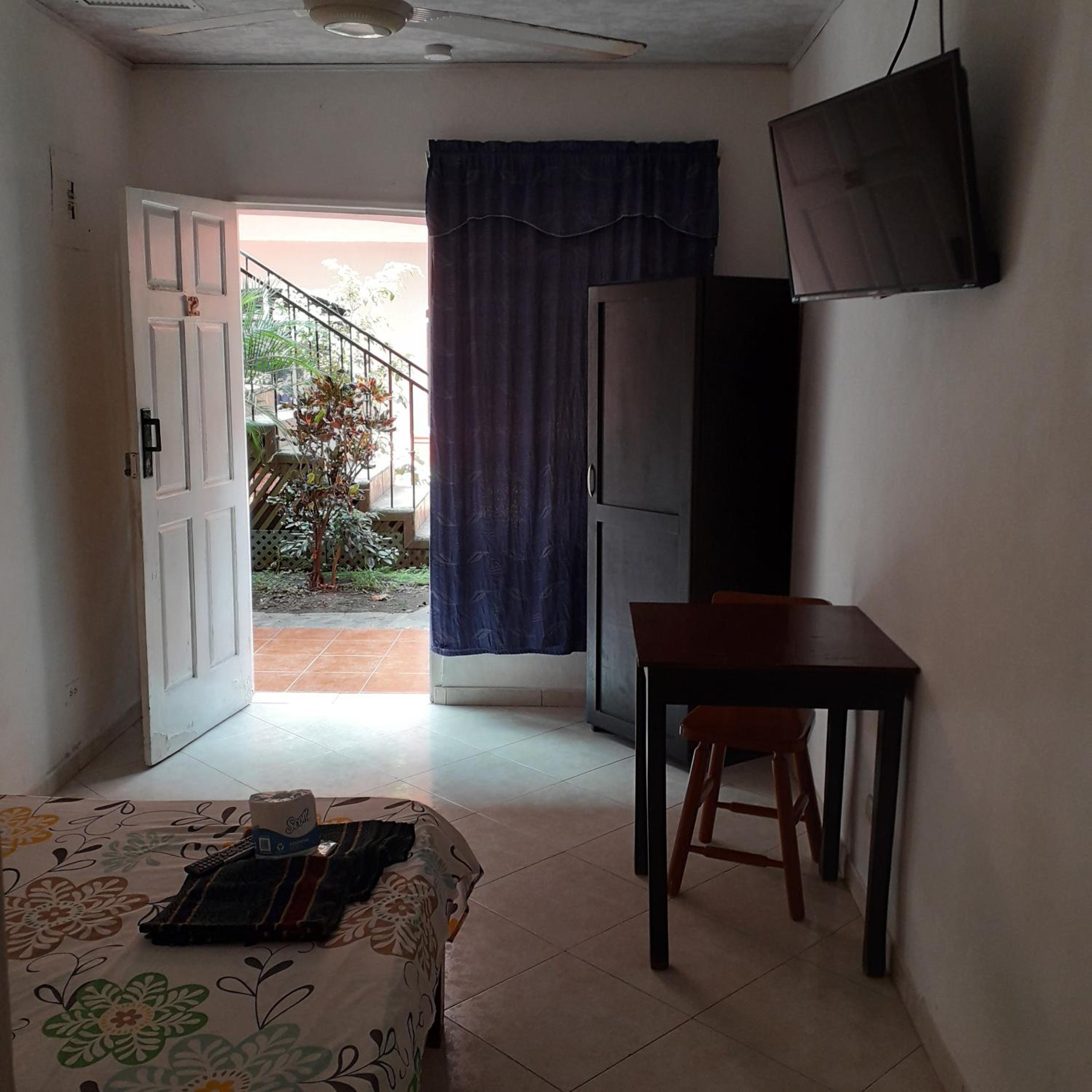 Photo 11