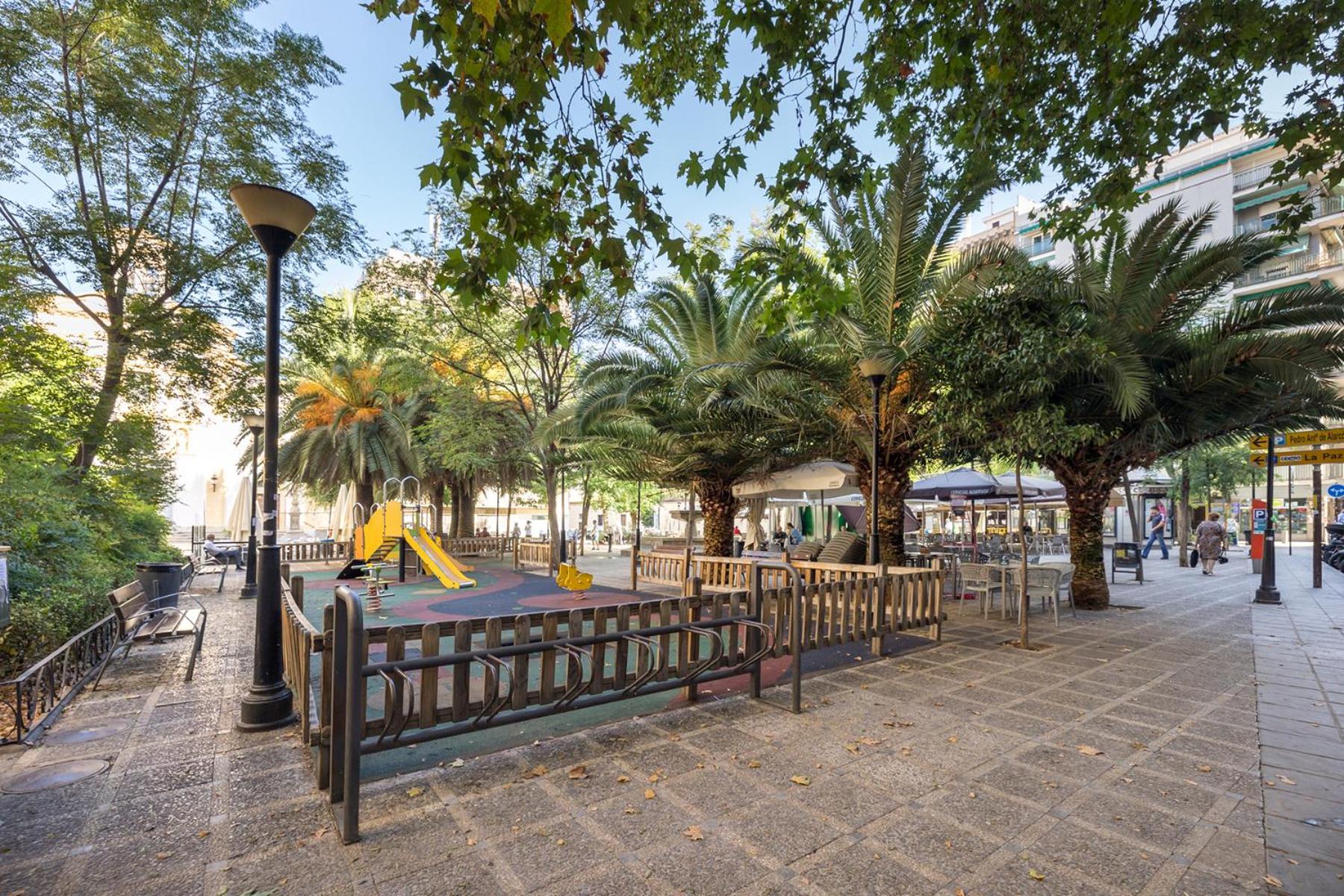 3 bedroom Elegant & Cozy City Centre photo 4