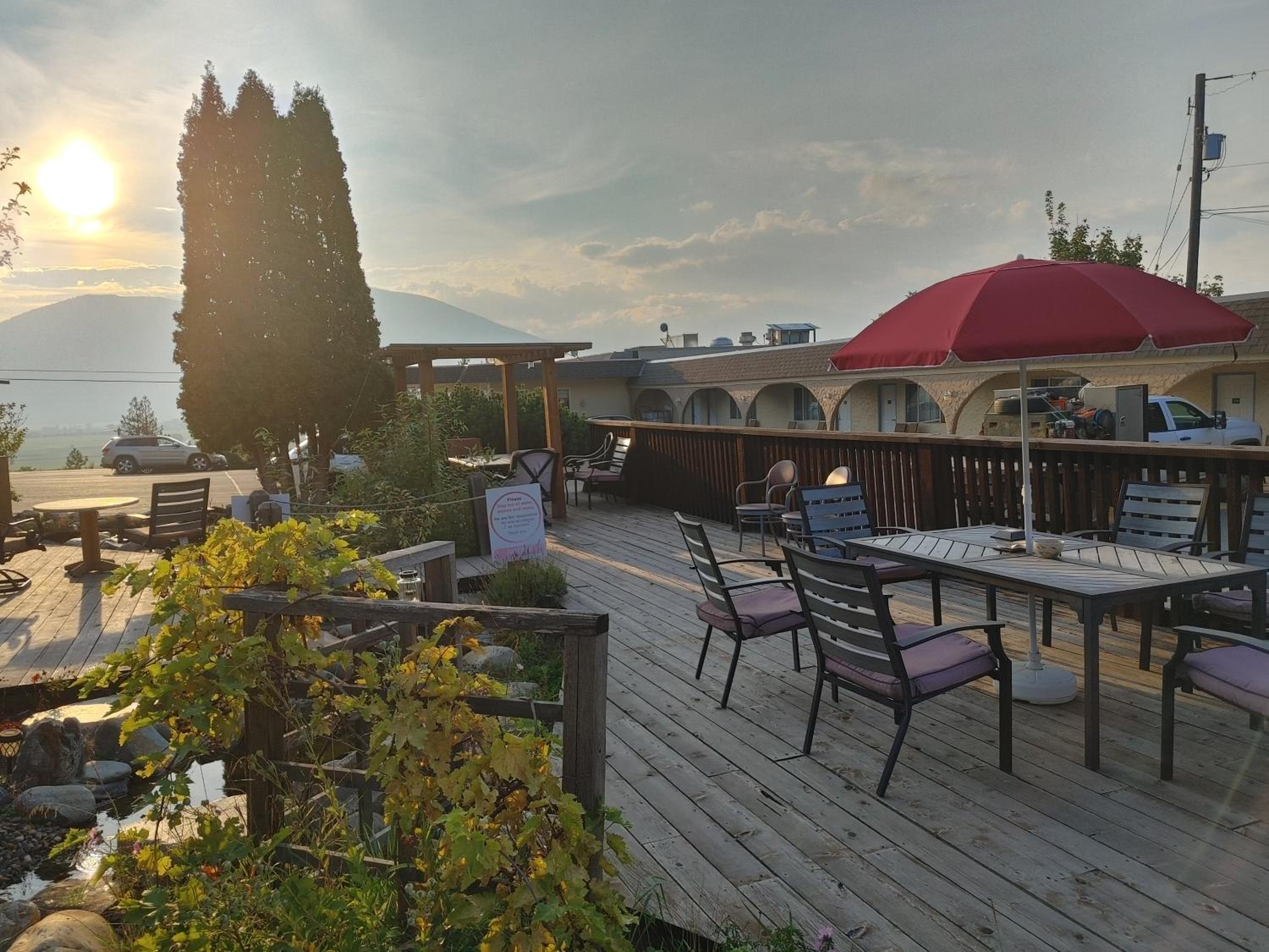 Magnuson Hotel Creston