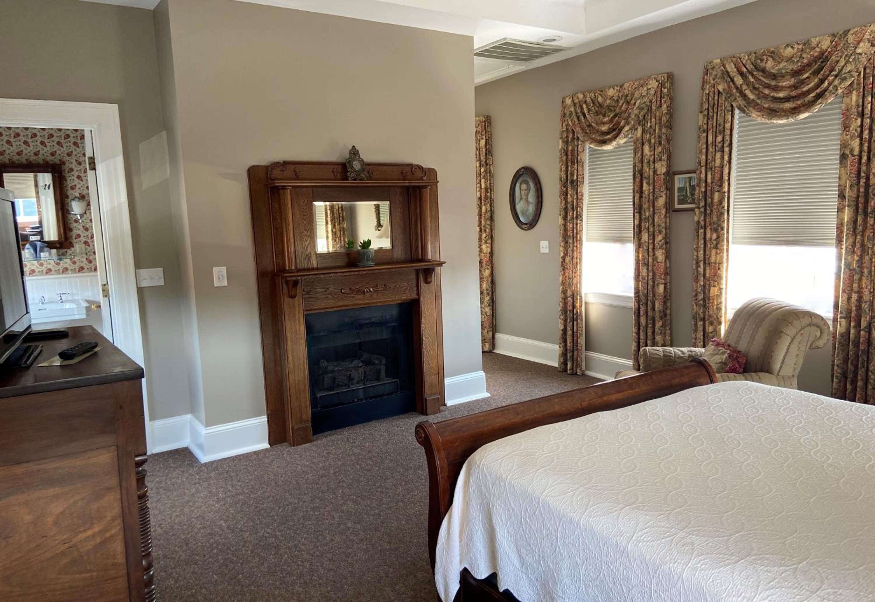 Bluff View Inn