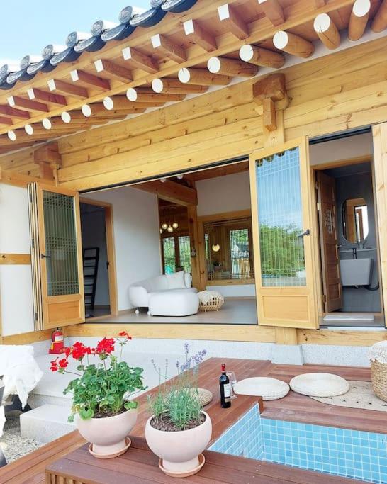 Gyeongju Hanok Sohwa