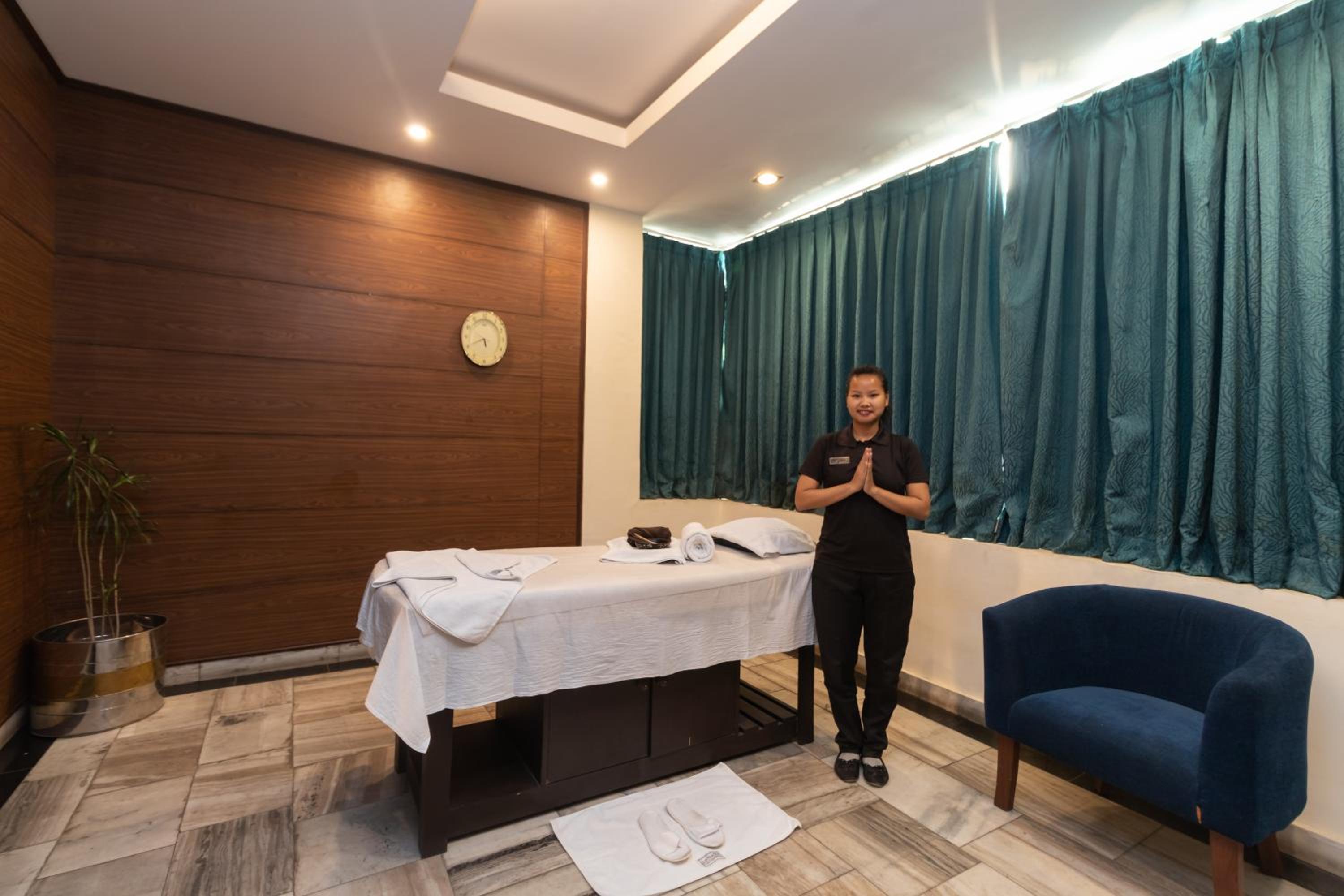 The Competent Palace Hotel
