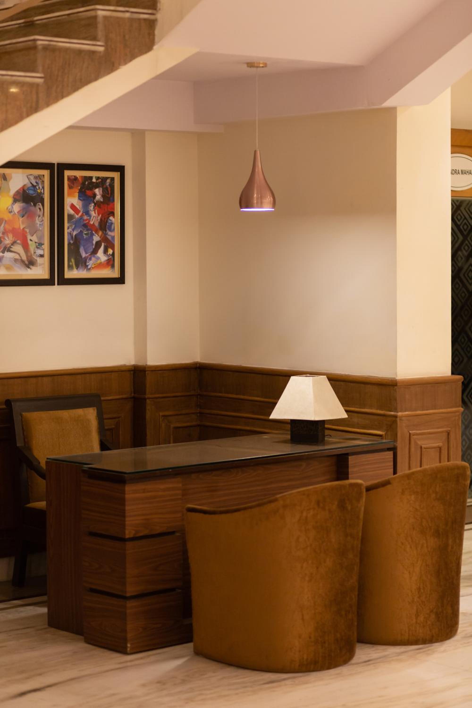 The Competent Palace Hotel