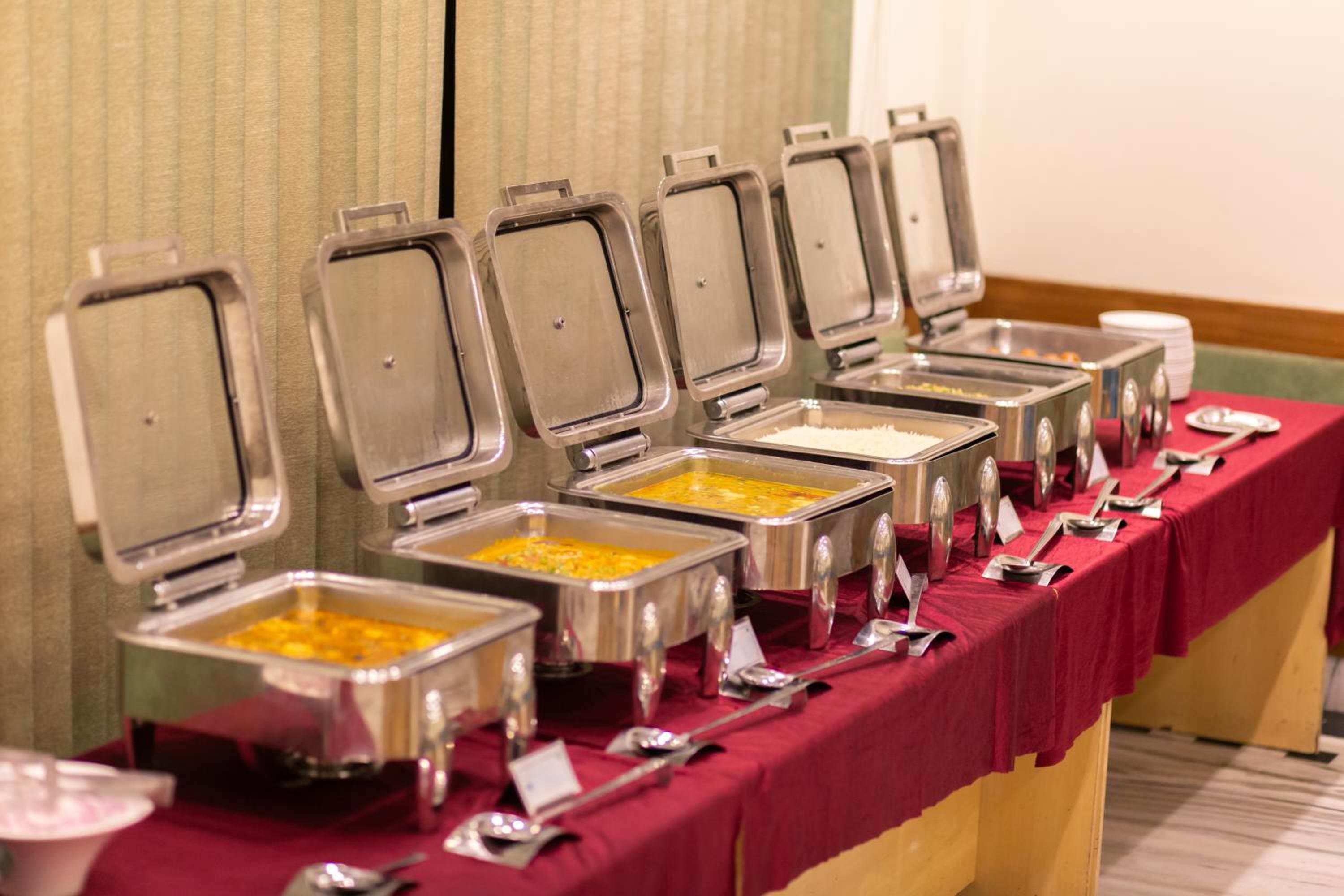 The Competent Palace Hotel