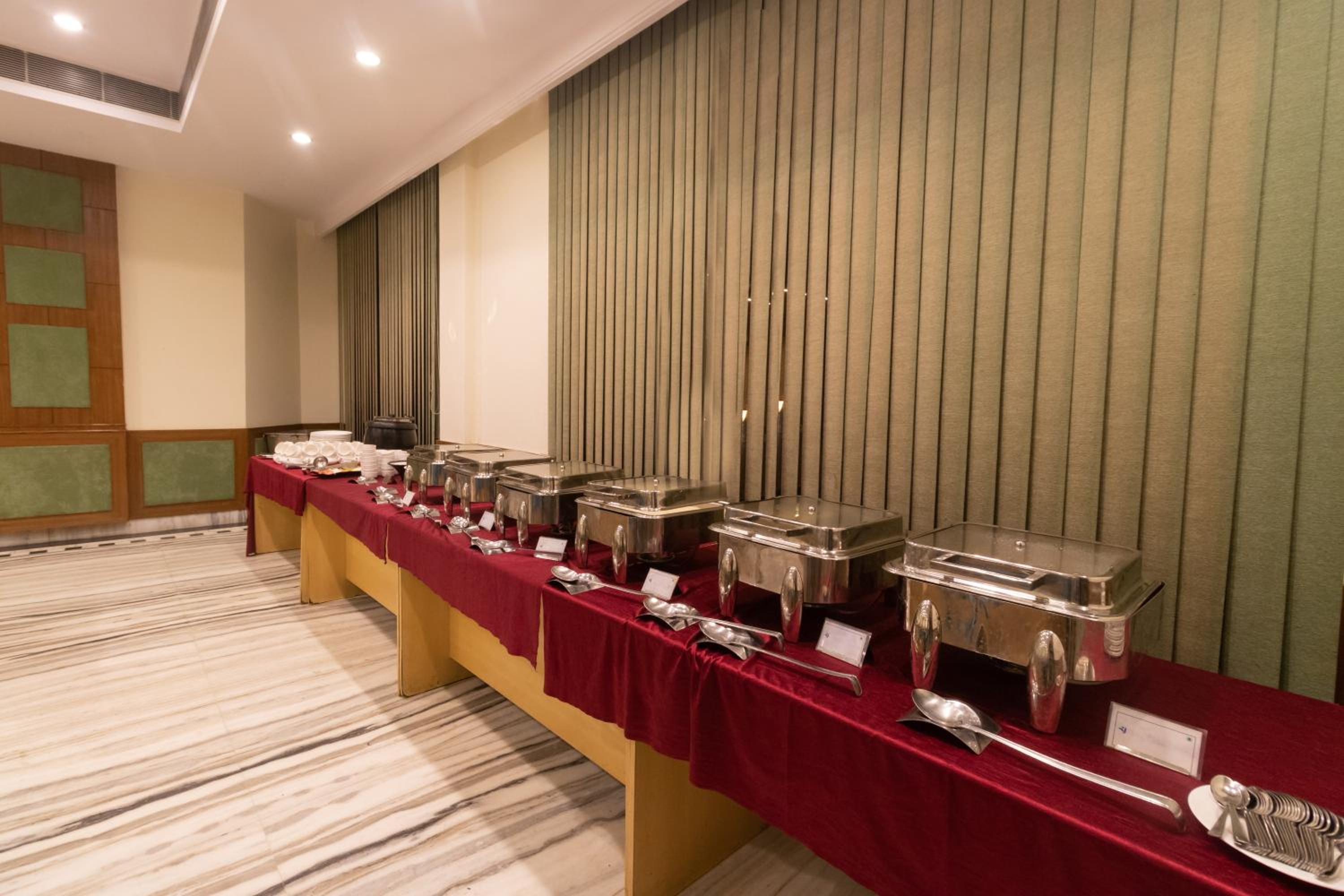 The Competent Palace Hotel