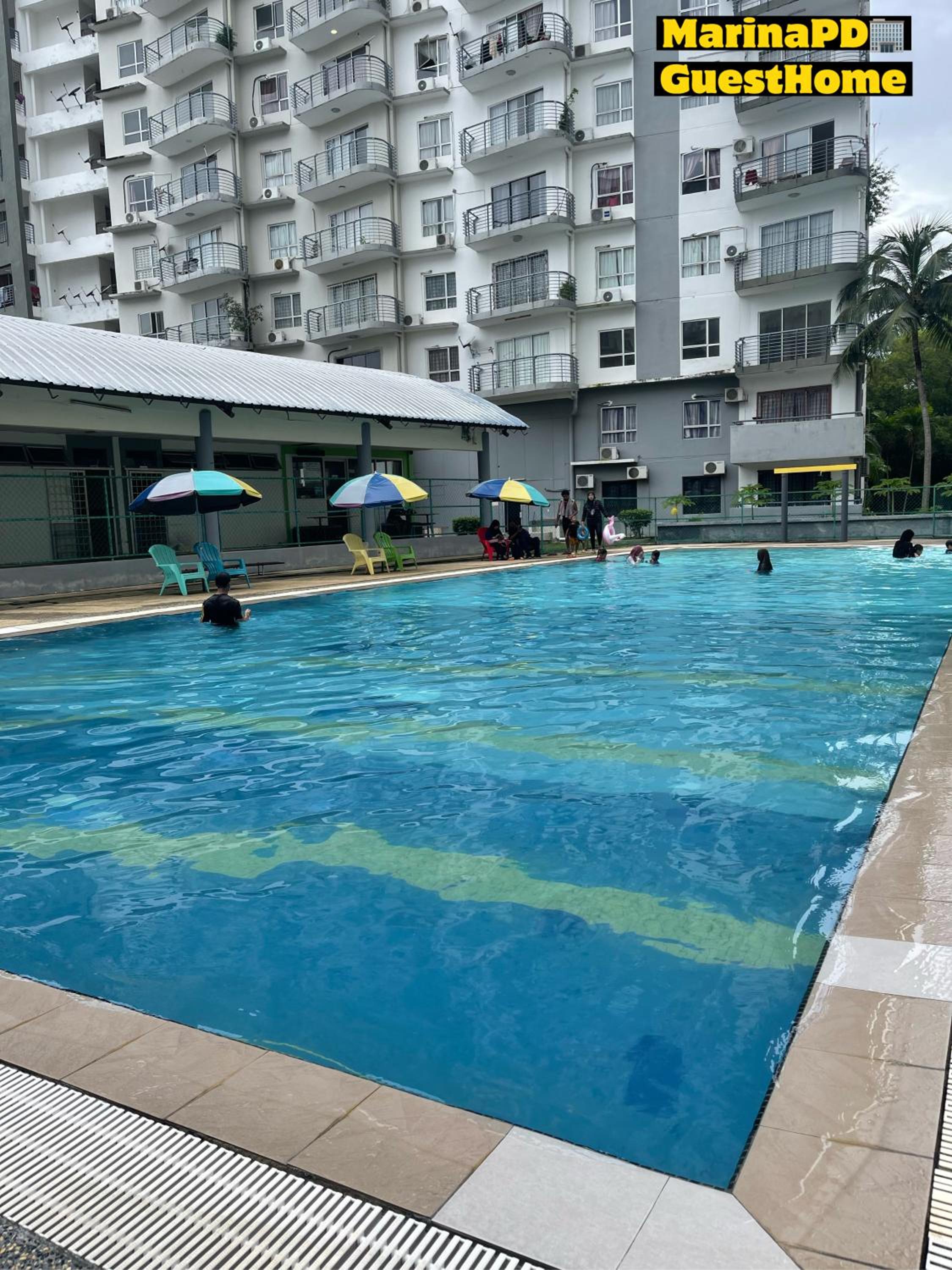 Marina GuestHome Pool View photo 7