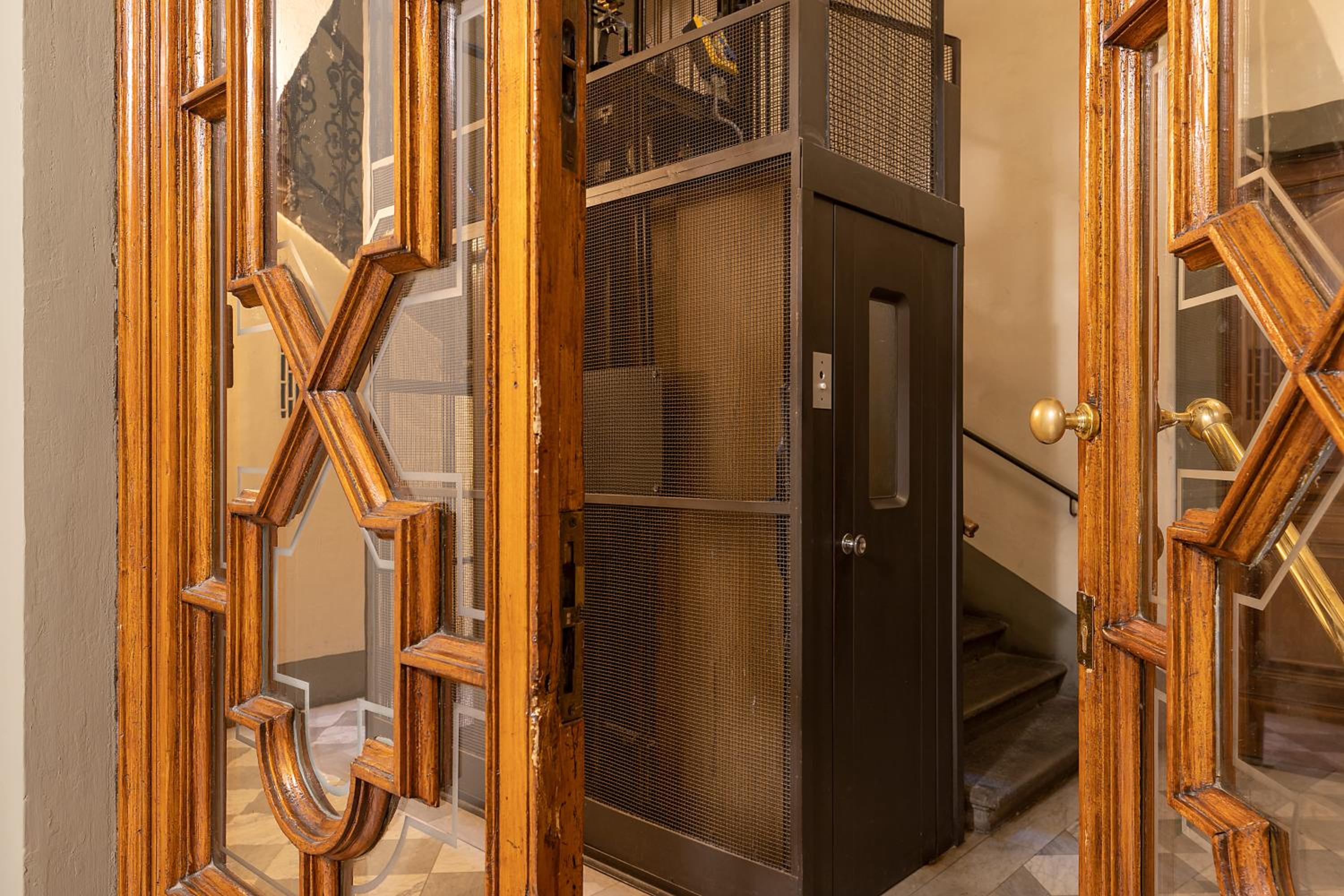 Cavour 83 Prestige House by 360Rentals