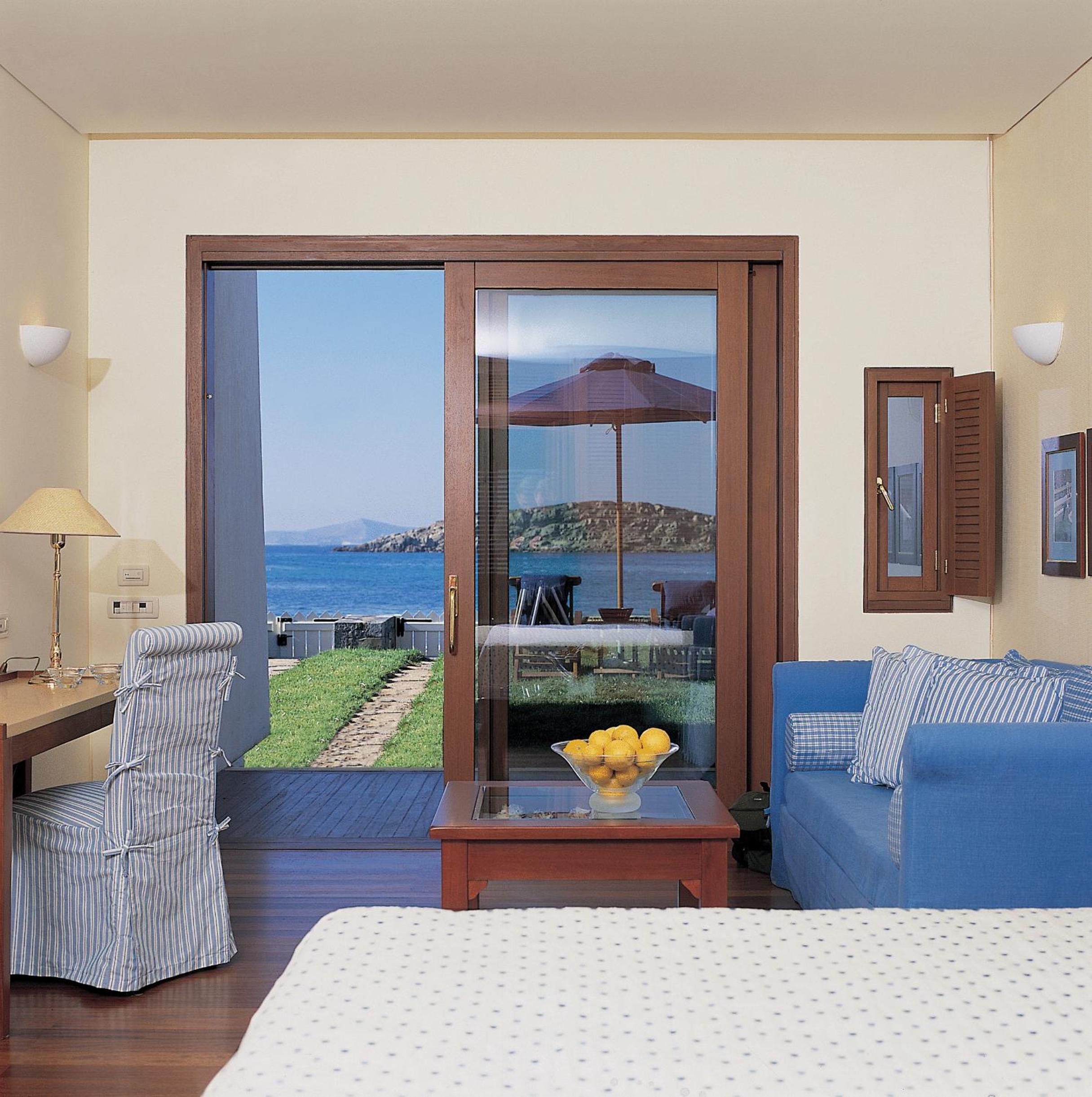 Grand Resort Lagonissi