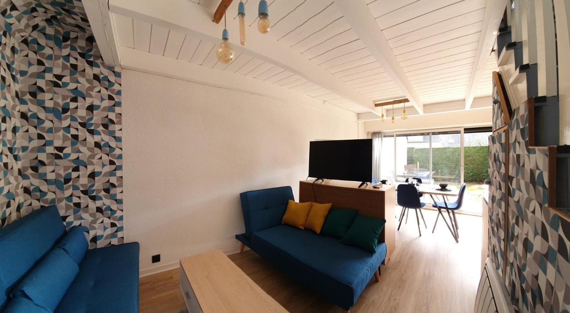 Escapade marine Carnac, Petite Maison toute équipée et confortable, au calme entre plage et ville avec jardinet au sud