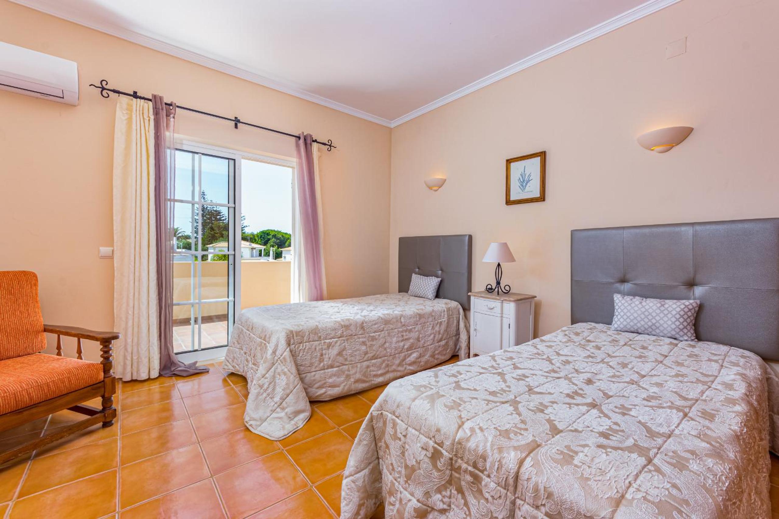 Villa Ocre