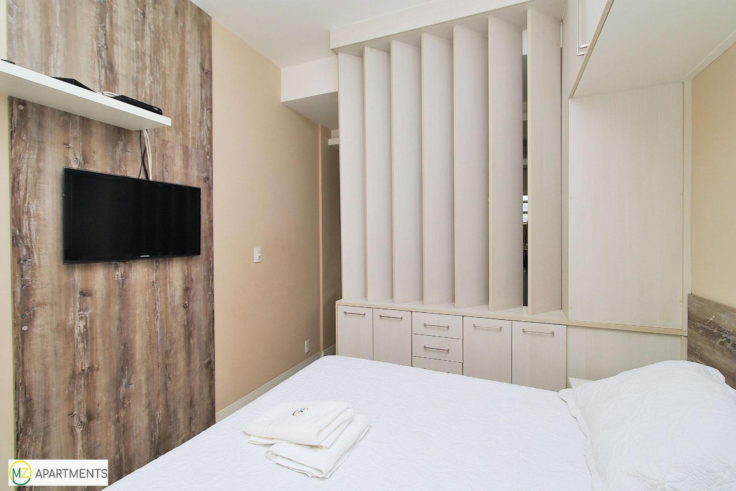 Modern studio next to the beach in Ipanema photo 2