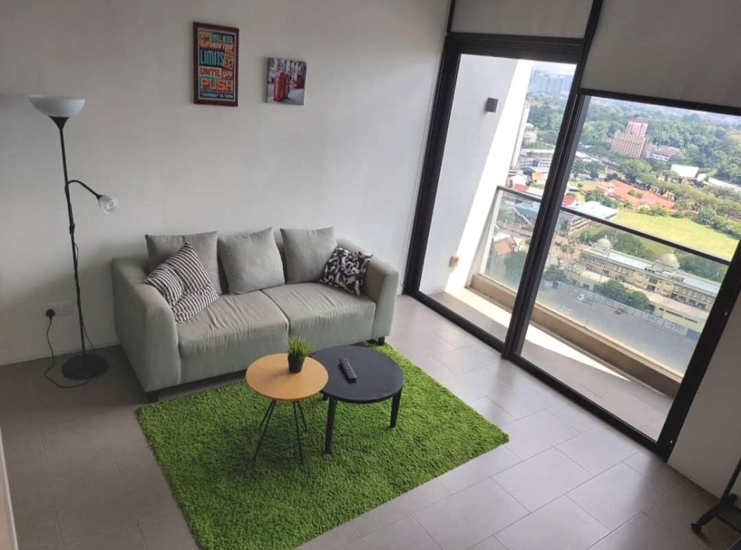 IHomes33 EST Bangsar KL Sentral LRT 2-4 Pax, IH01